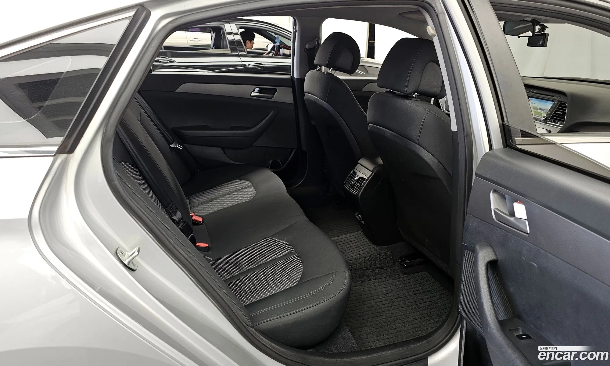 Hyundai LF Sonata 2014 — 3