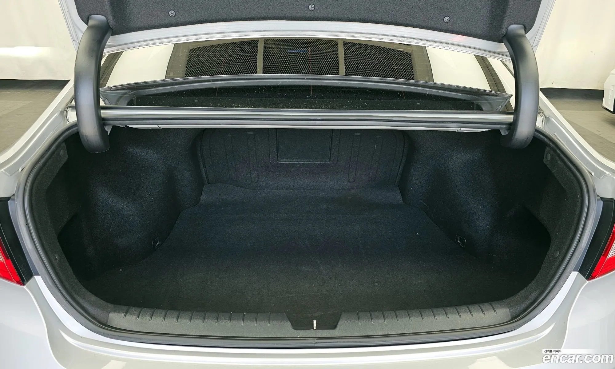 Hyundai LF Sonata 2014 — 9