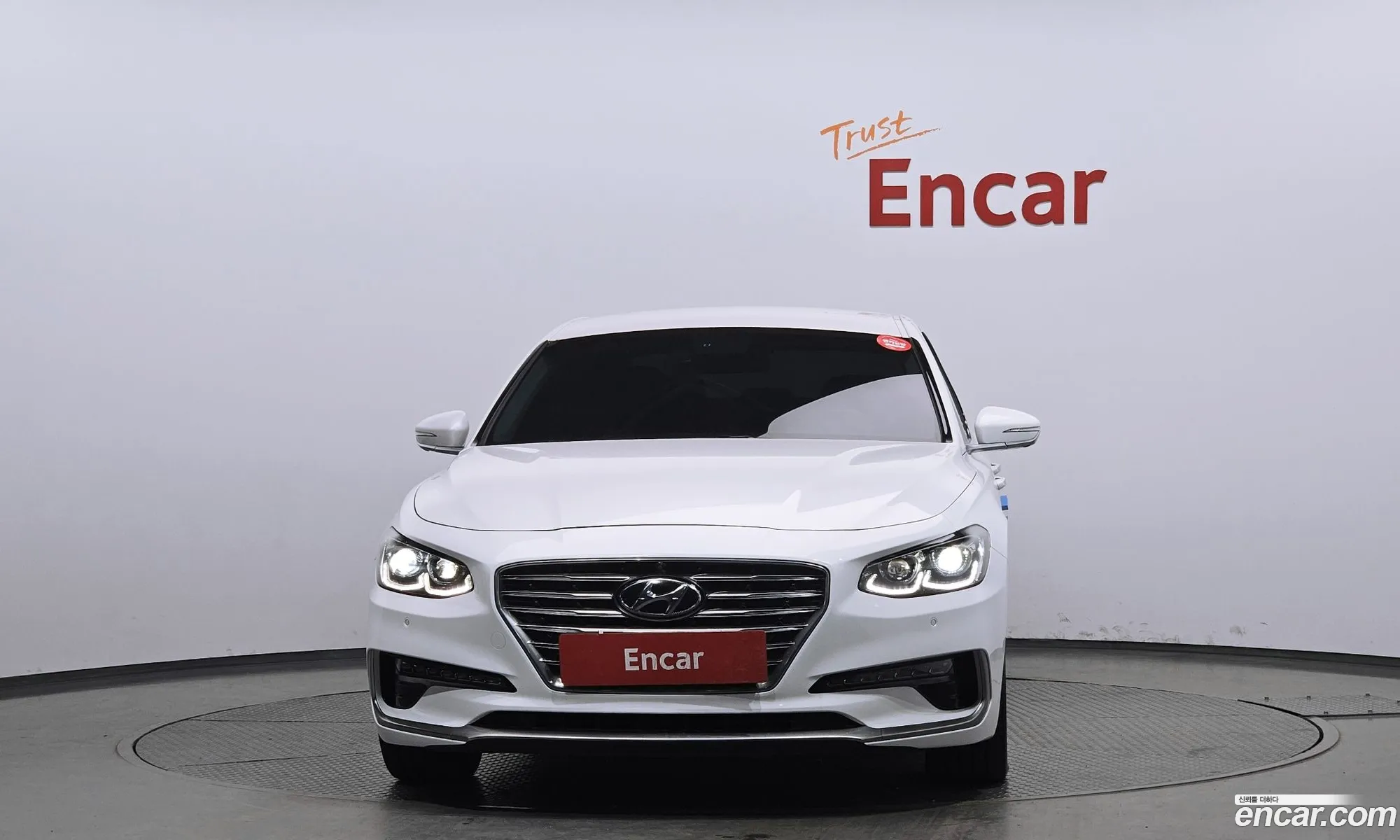 Hyundai Grandeur IG 2016 — 18