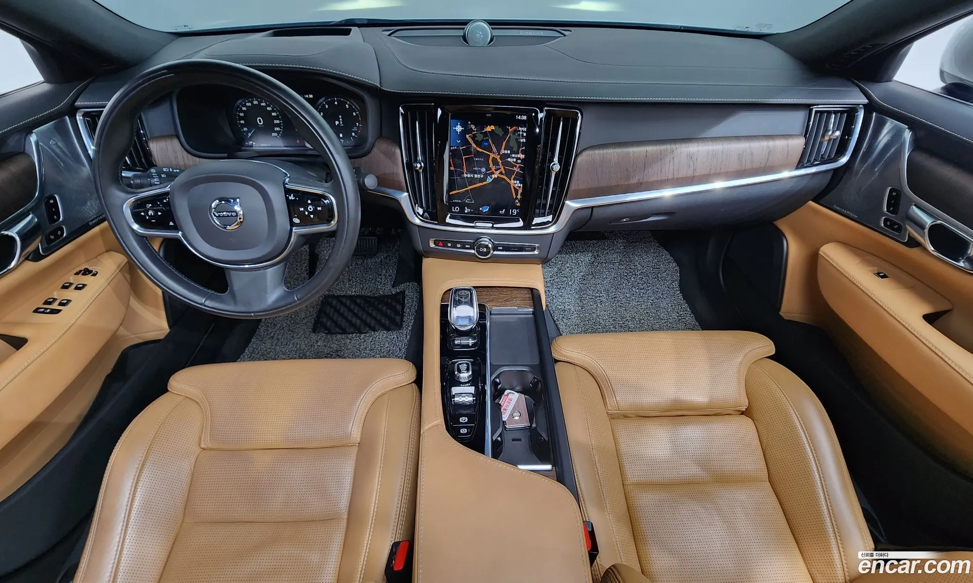 Volvo S90 2020 LVYPTL12DMP208257 — 10