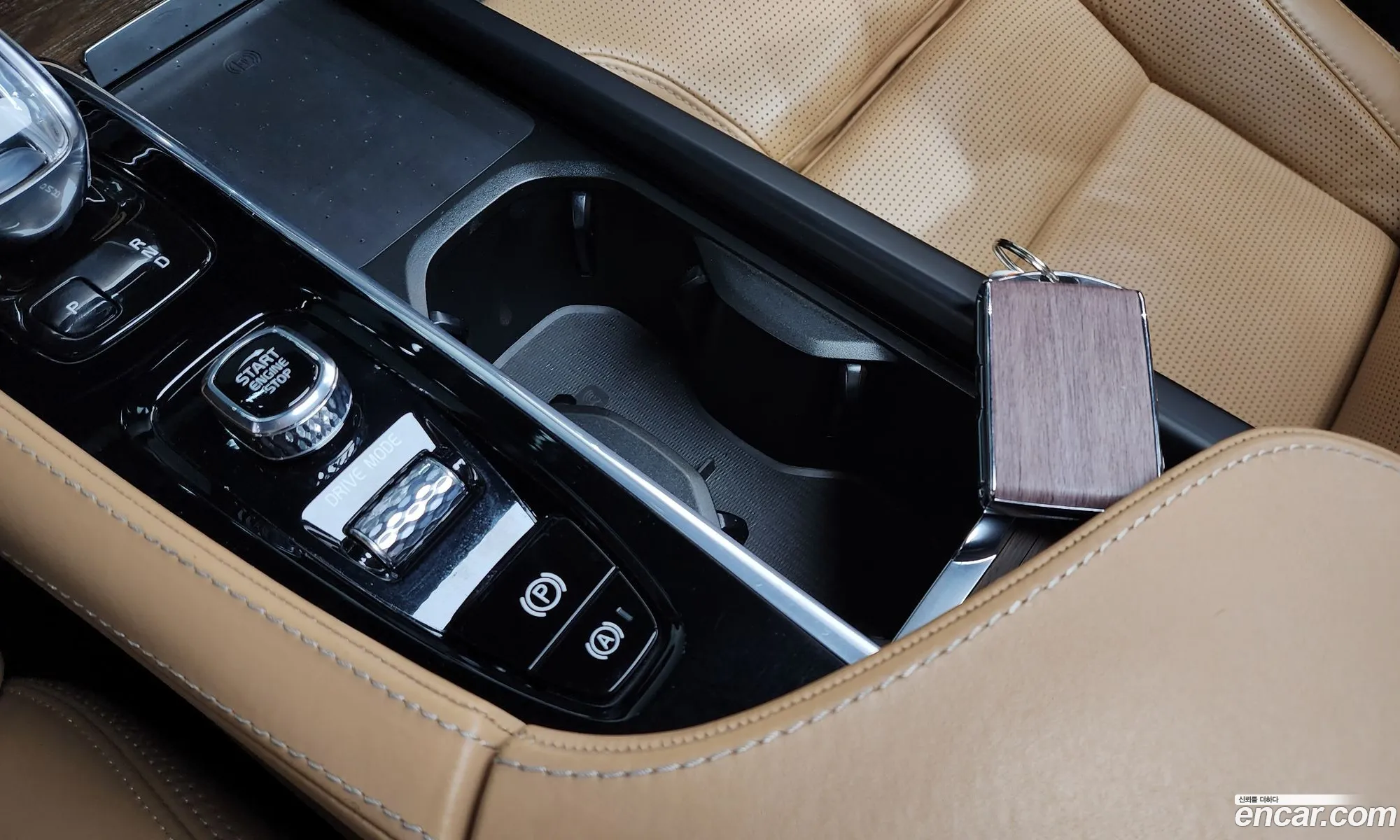 Volvo S90 2020 LVYPTL12DMP208257 — 16