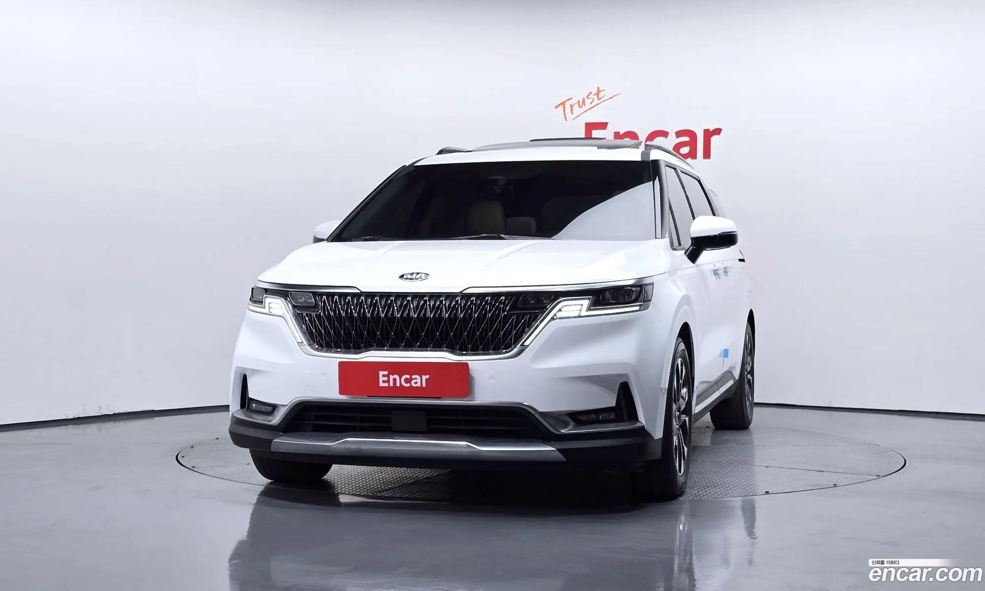 Kia Carnival 2021 — 6