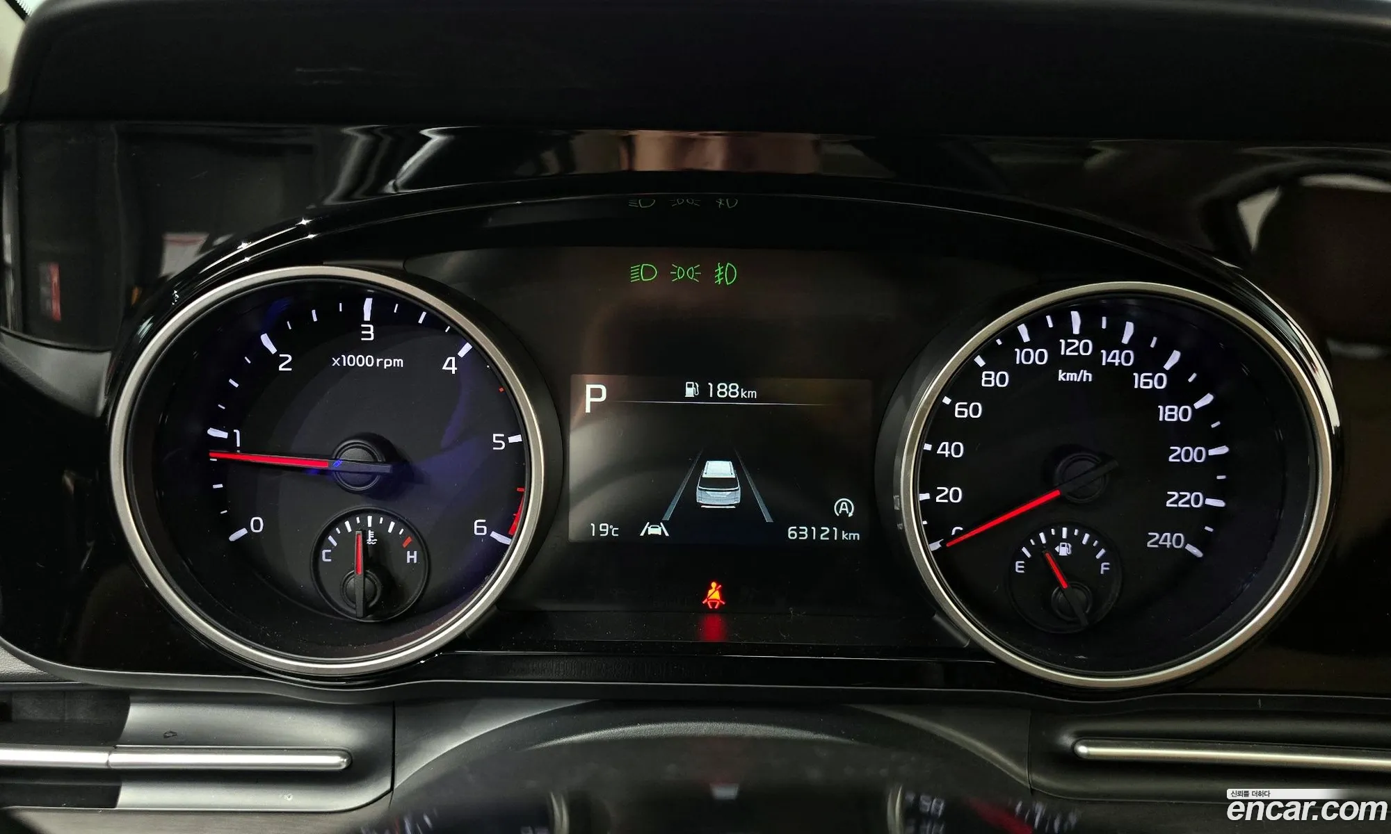 Kia Carnival 2021 — 20