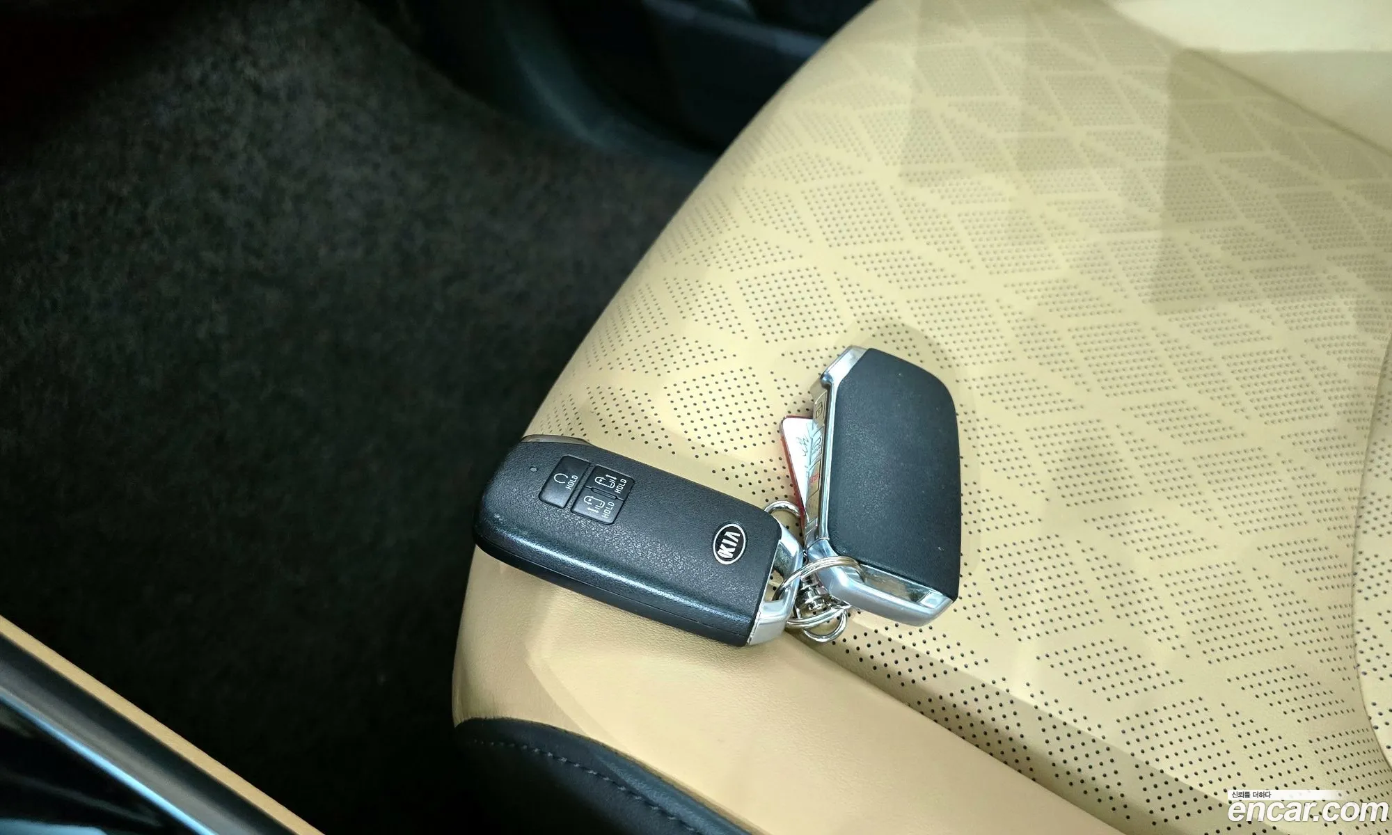 Kia Carnival 2021 — 12