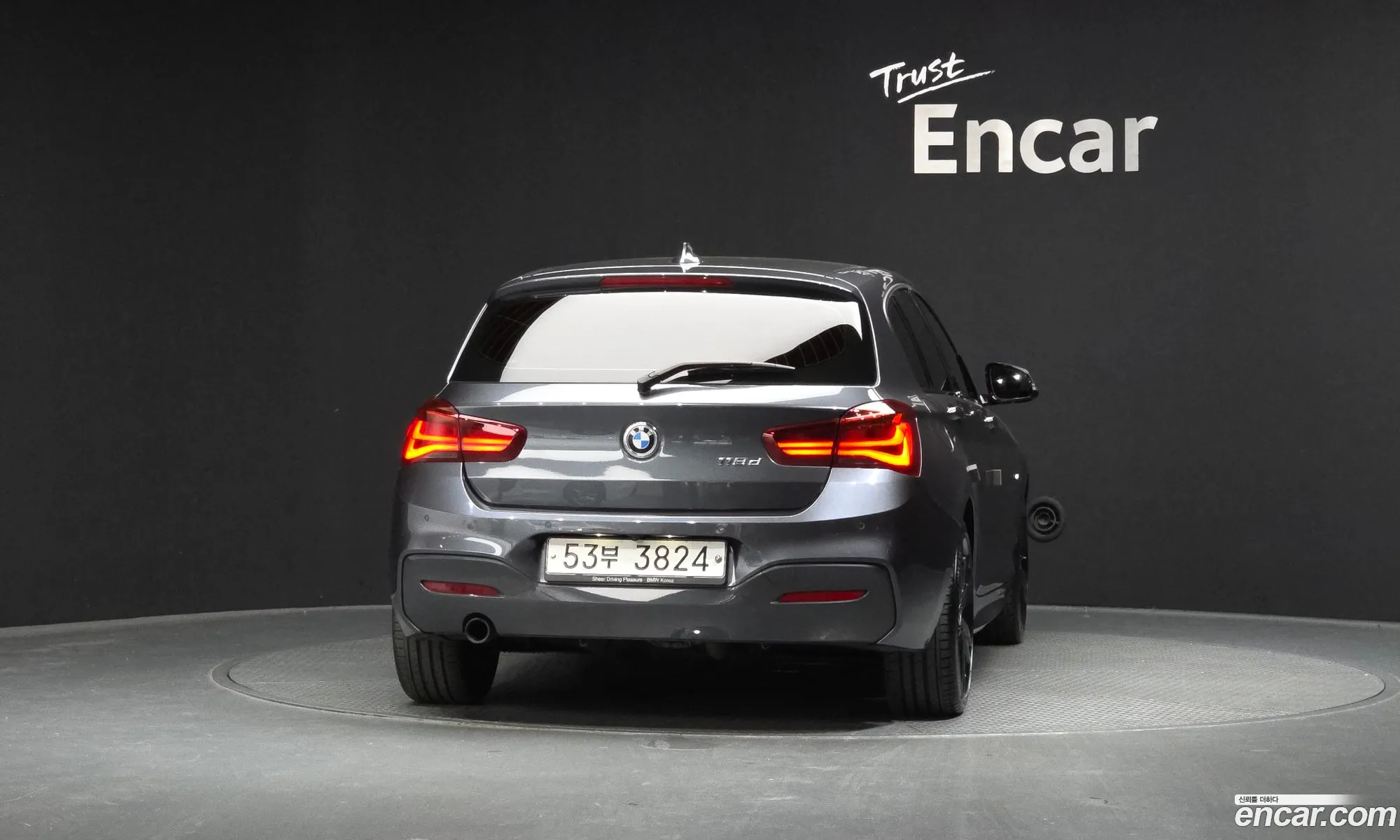 BMW 1 Series 2018 — 30