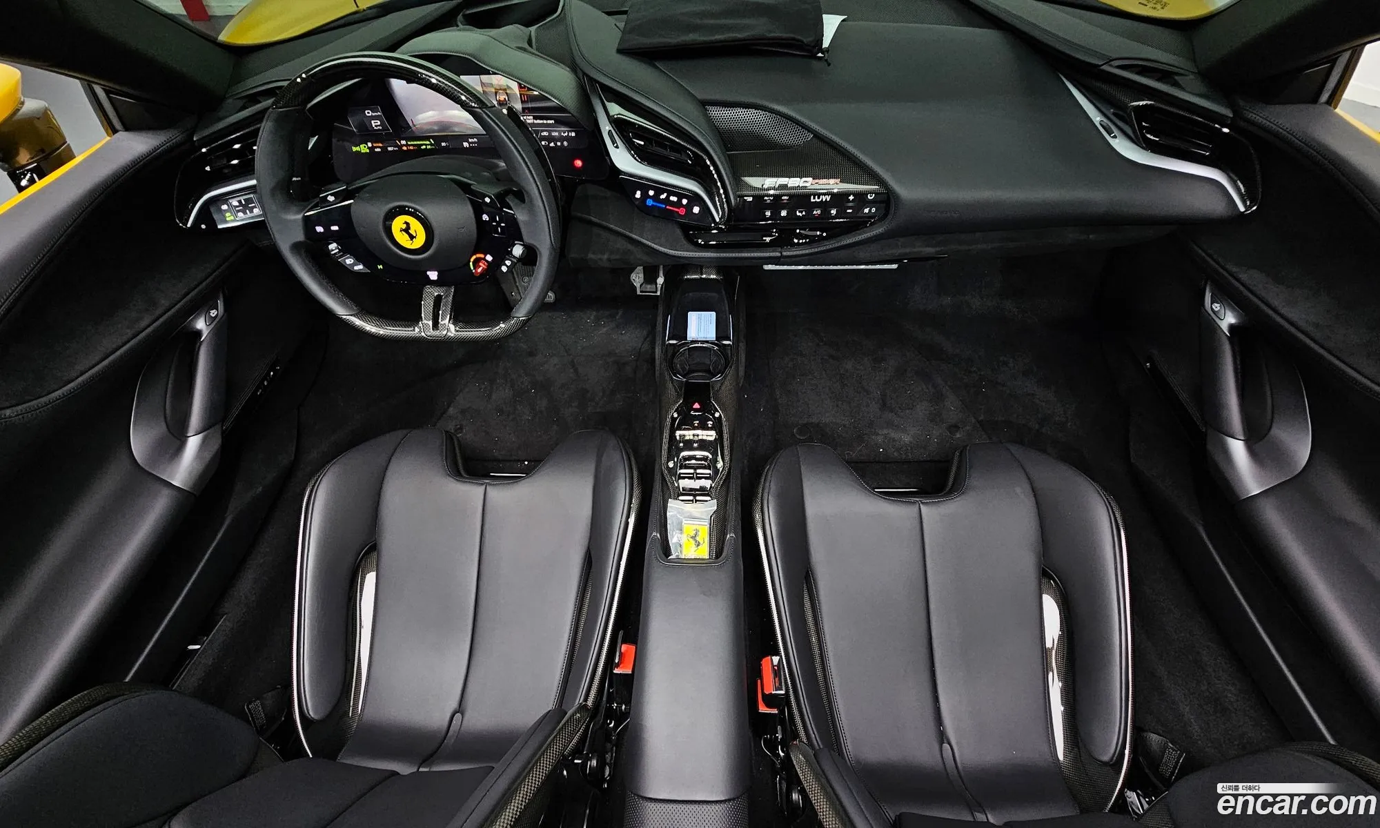 Ferrari SF90 Spider