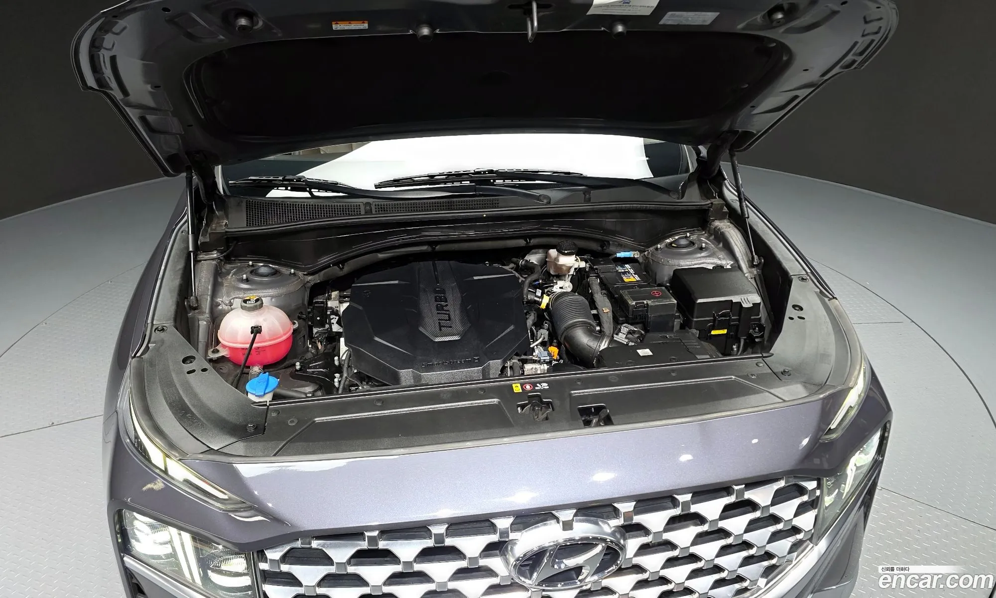 Hyundai Santa Fe 2021 — 25