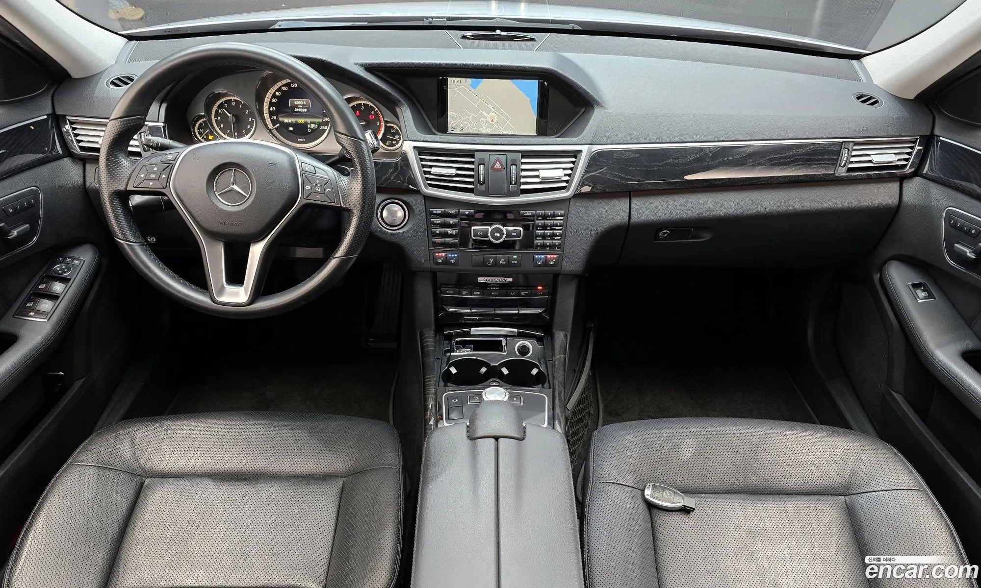 Mercedes-Benz E-Class W212 2013 WDDHF8CB8DA766688 — 20