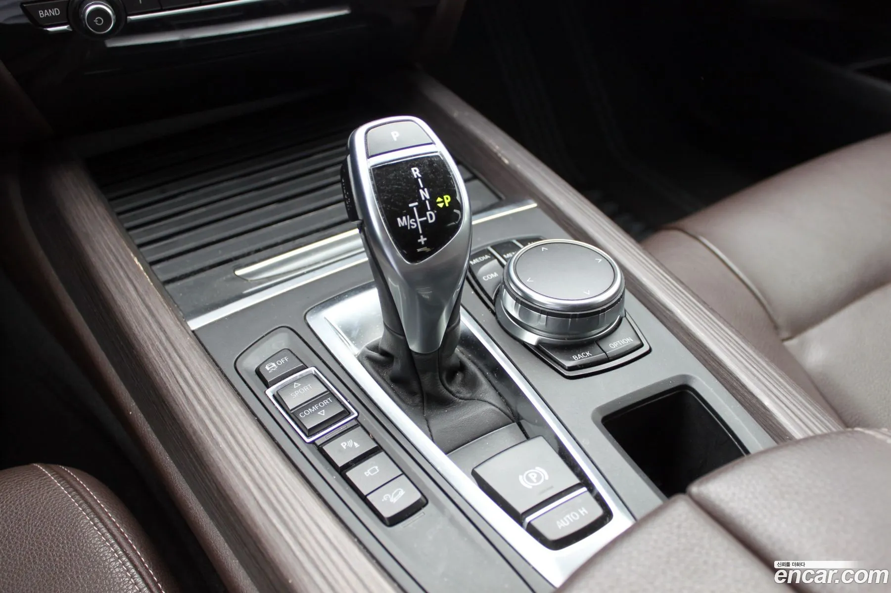 BMW X5 2017 — 12