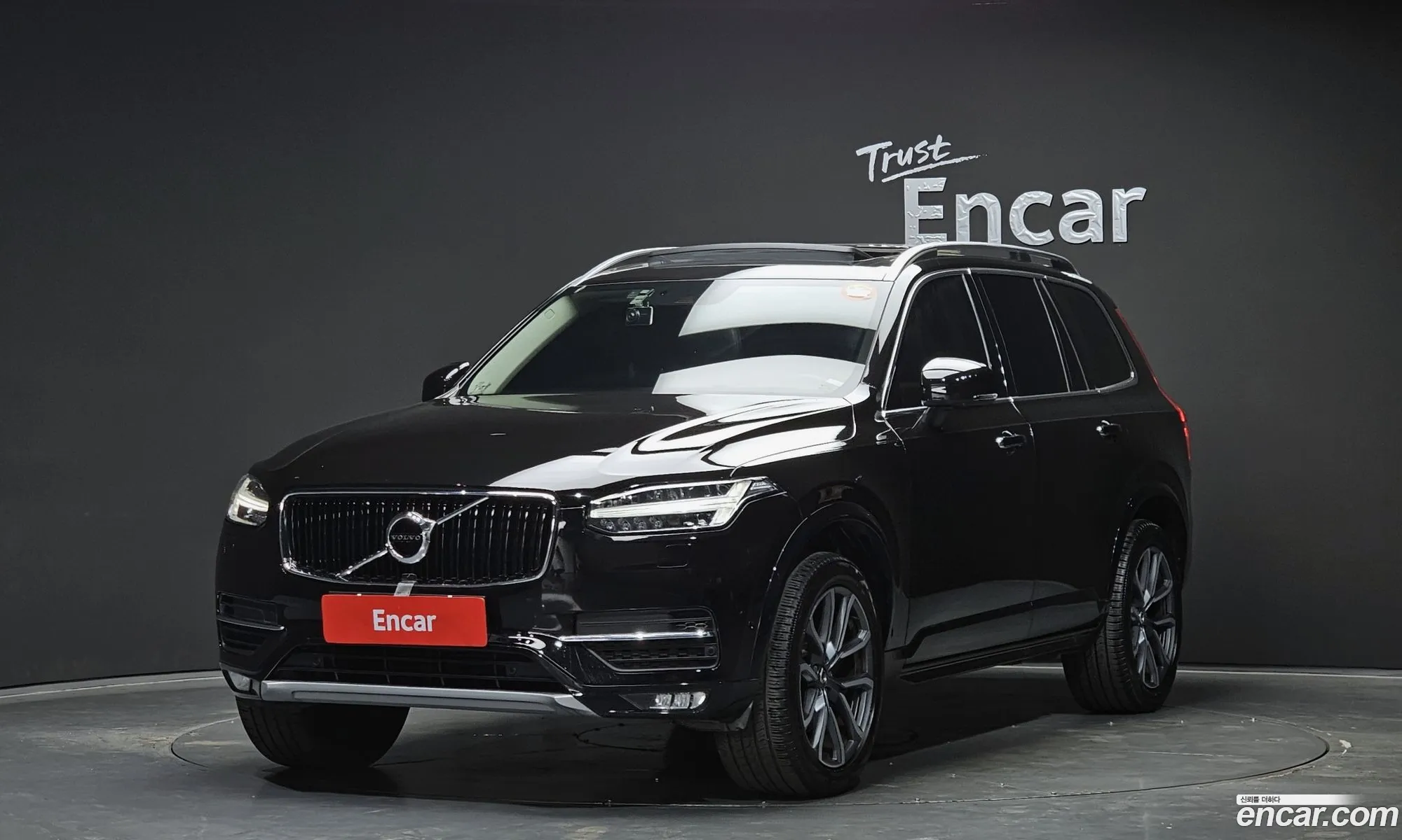 Volvo XC90 2017 — 23