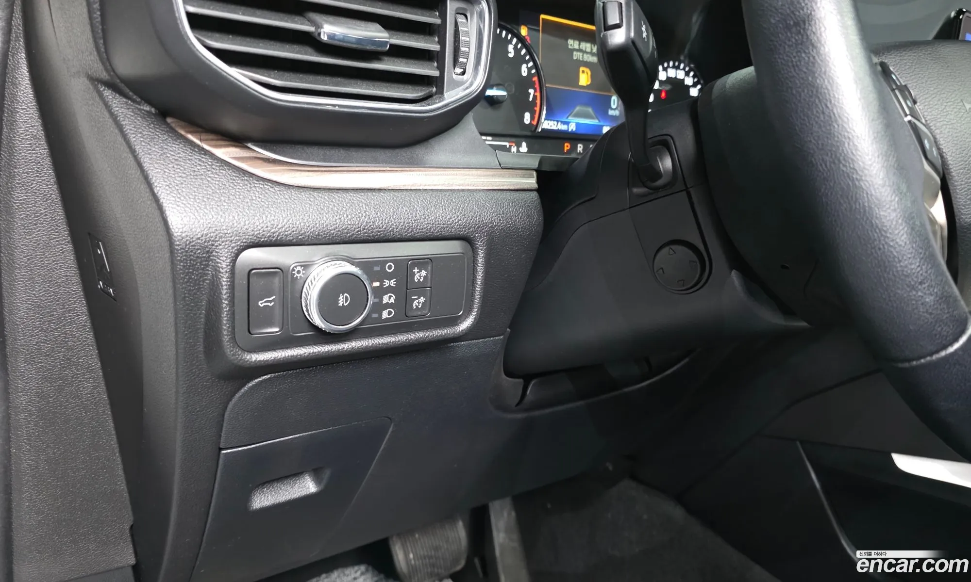 Ford Explorer 6th Gen 2021 1FMSK8FH2MGA89979 — 7