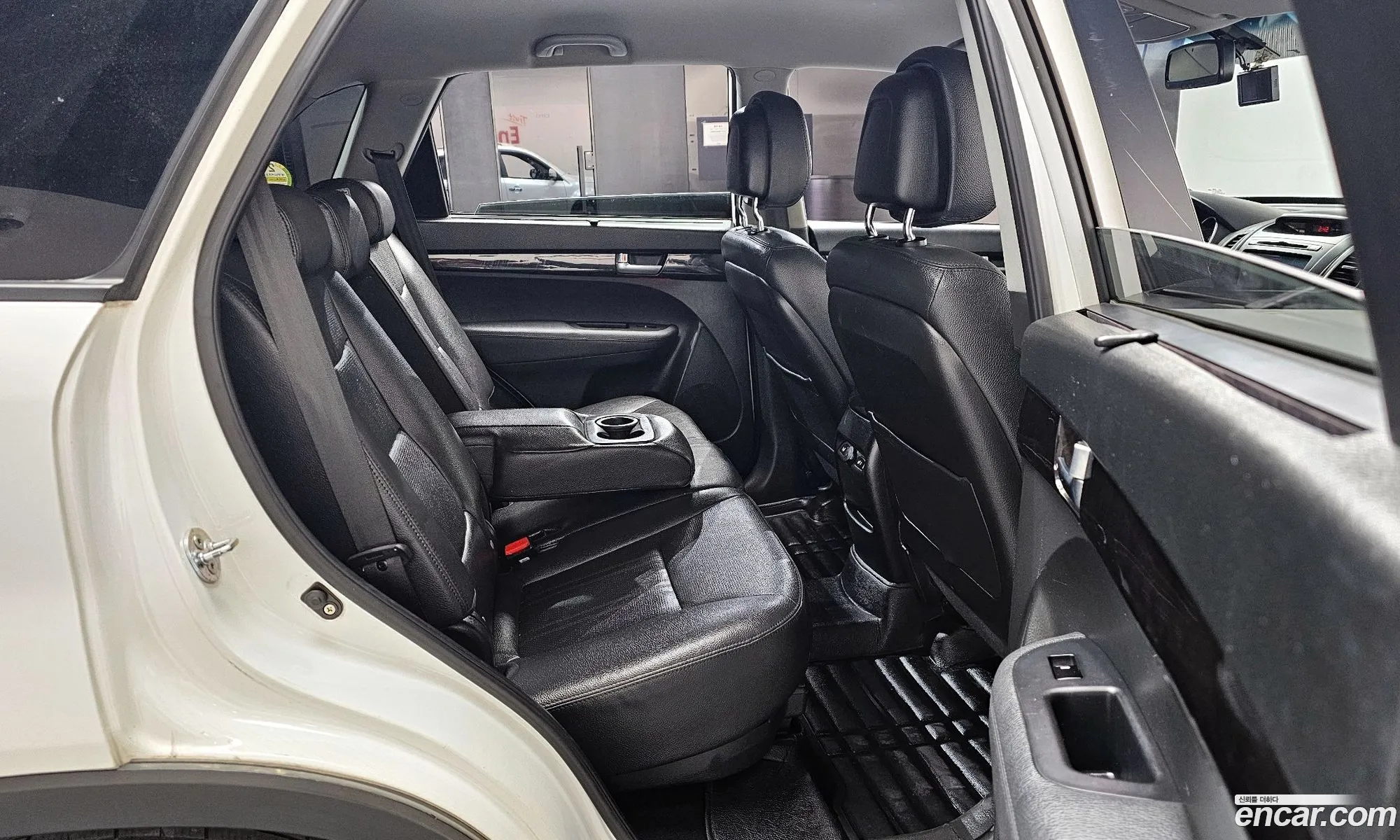 Kia Sorento R 2012 — 16
