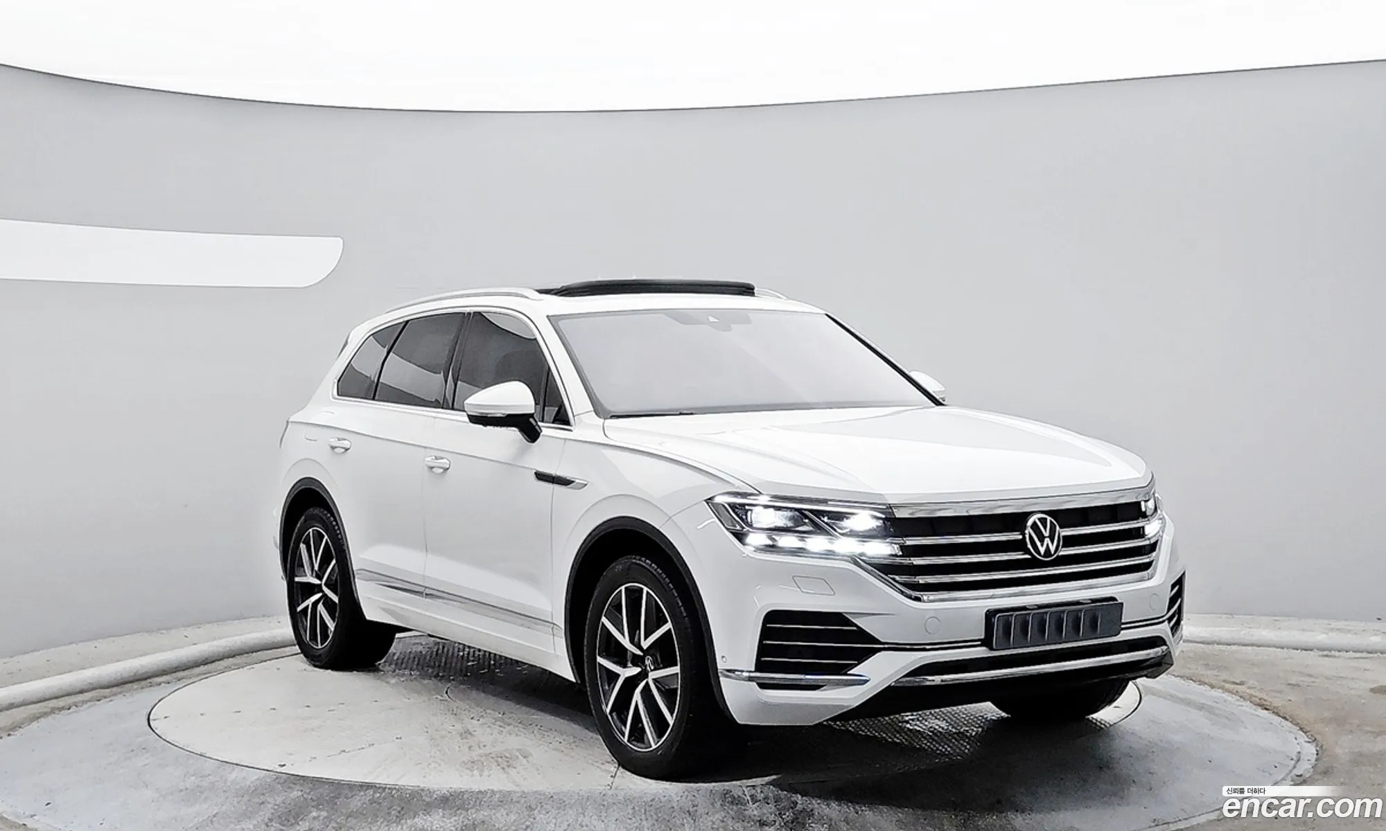 Volkswagen Touareg 2023 — 13