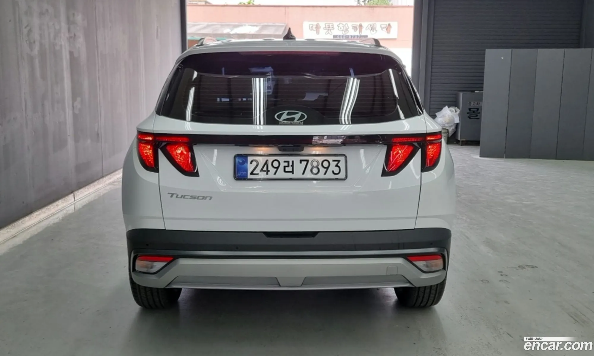 Hyundai Tucson Hybrid 2025 — 7