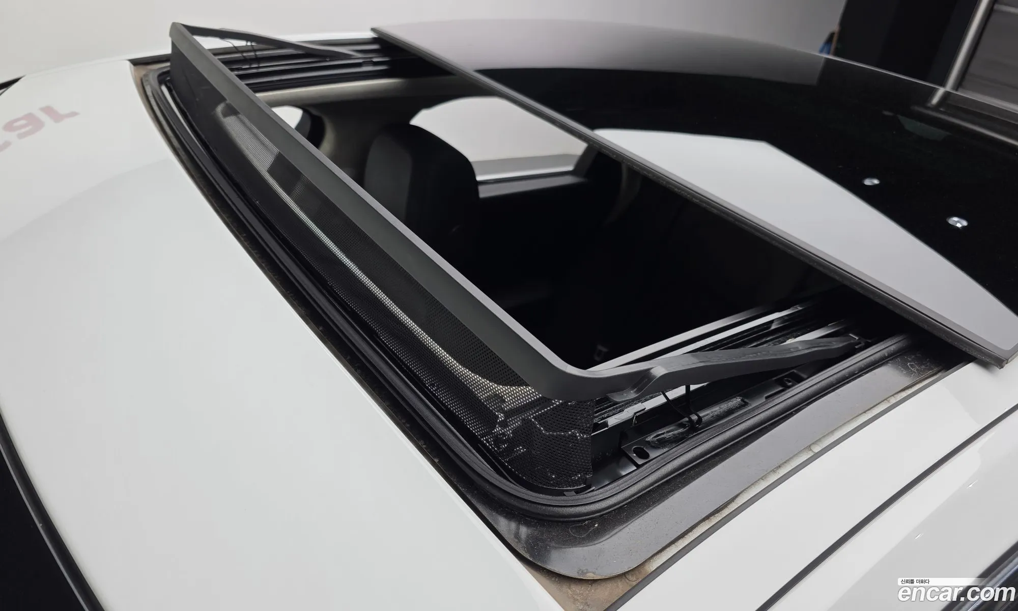 Jaguar XF 2019 SAJBB4BN2KCY76302 — 23
