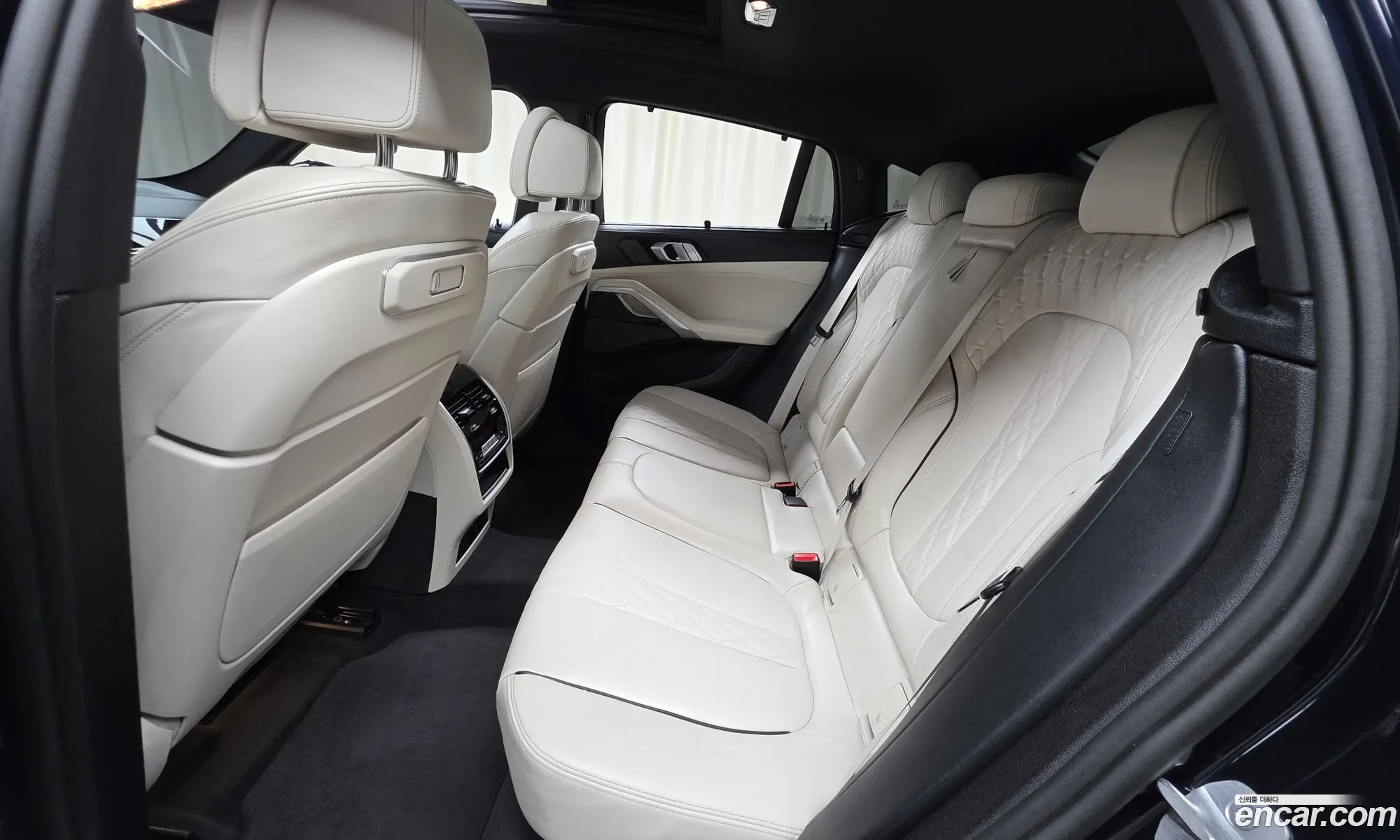 BMW X6 2025 — 16