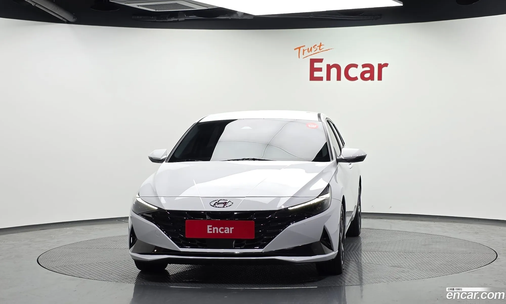 Hyundai Elantra 2021 — 11