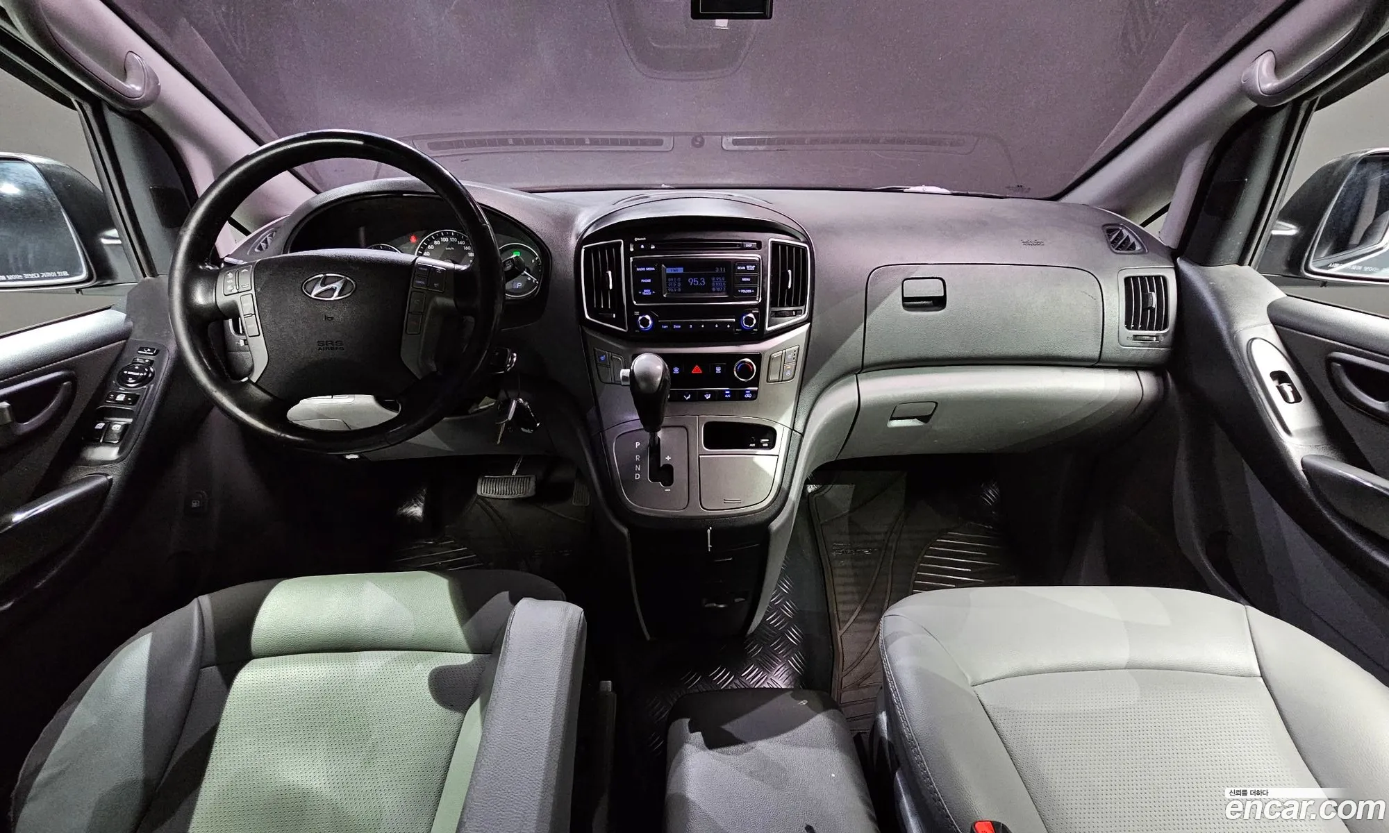 Hyundai Grand Starex 2017 — 7