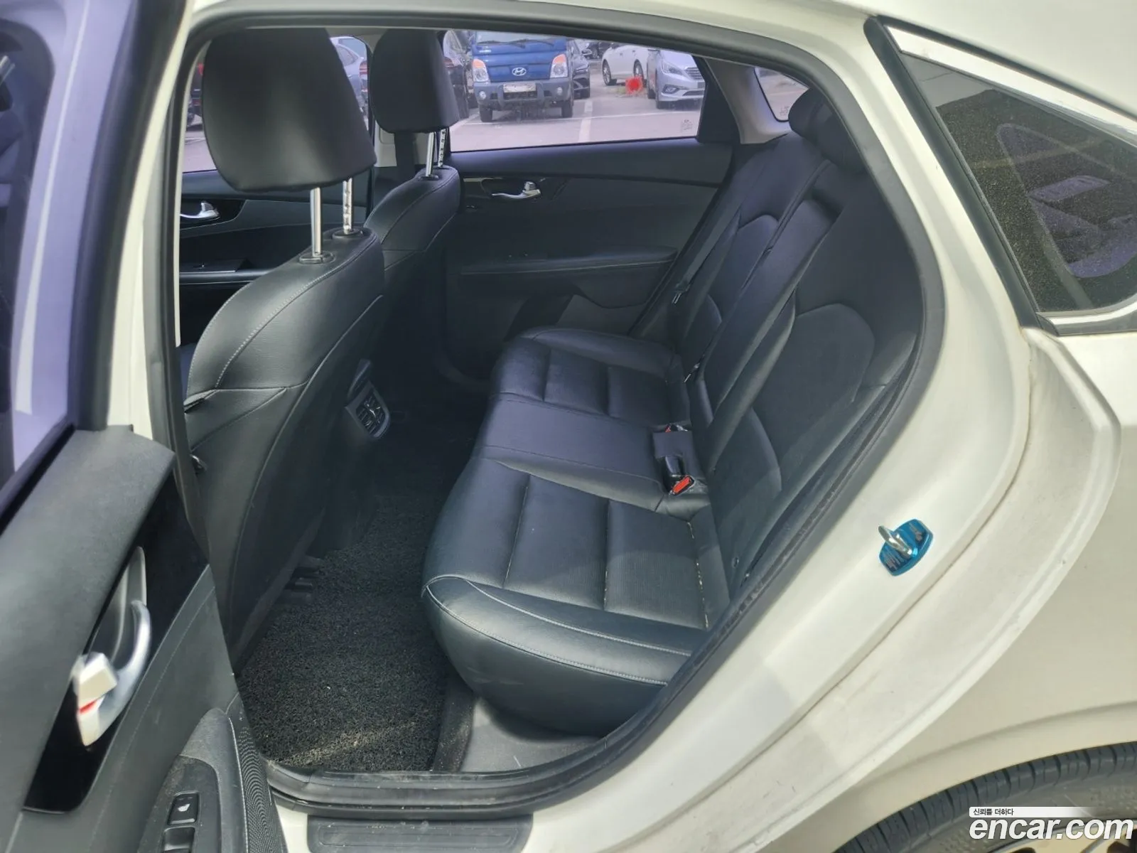 Kia K3 2018 — 16