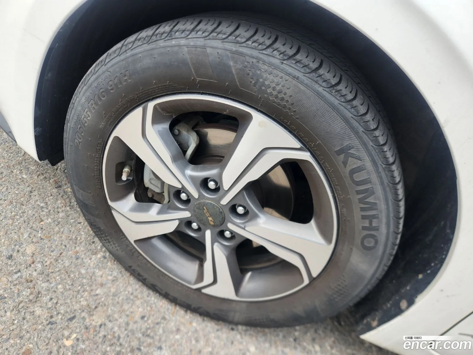 Kia K3 2018 — 17