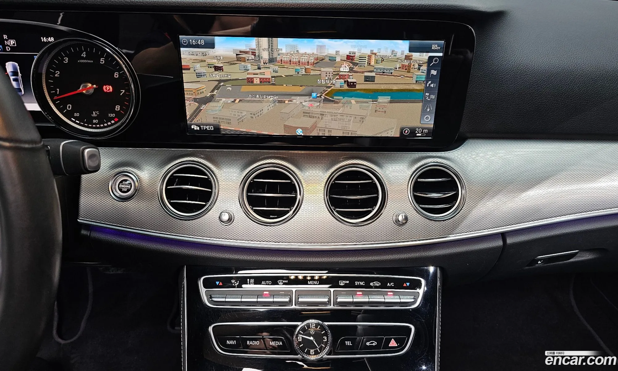 Mercedes-Benz E-Class W213 2019 WDDZF4JB9KA637565 — 9