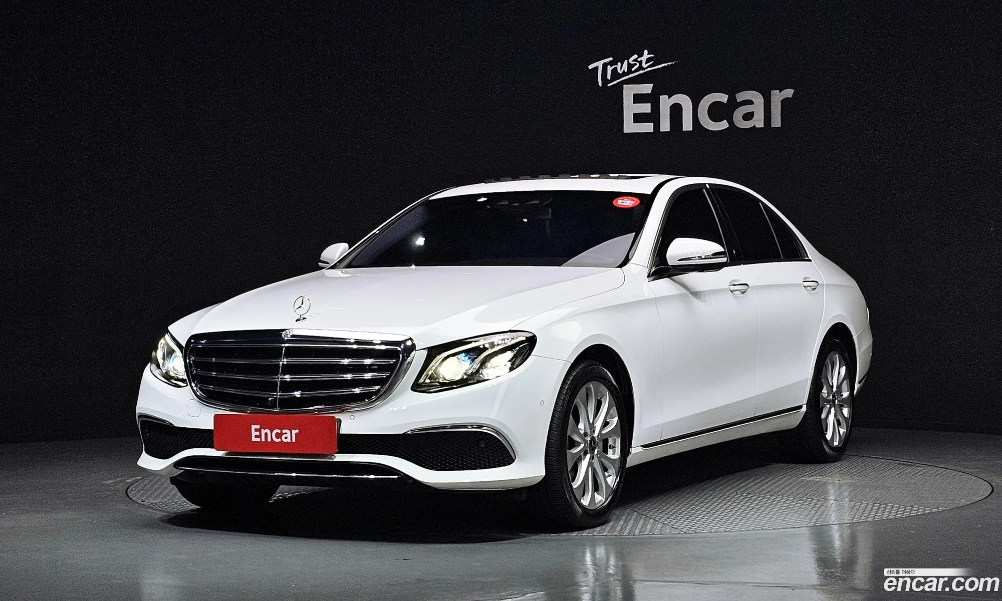 Mercedes-Benz E-Class W213 2018 WDDZF4JB5JA359553 — 19