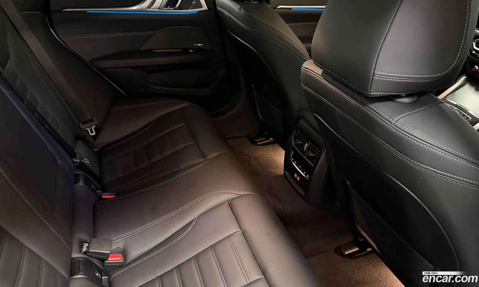 BMW i4 2023 — 8