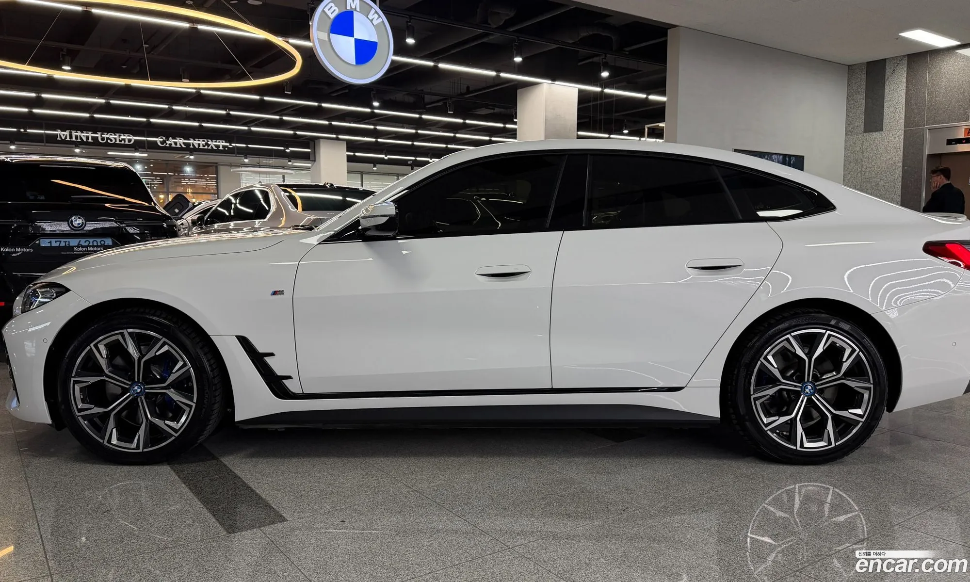 BMW i4 2023 — 14