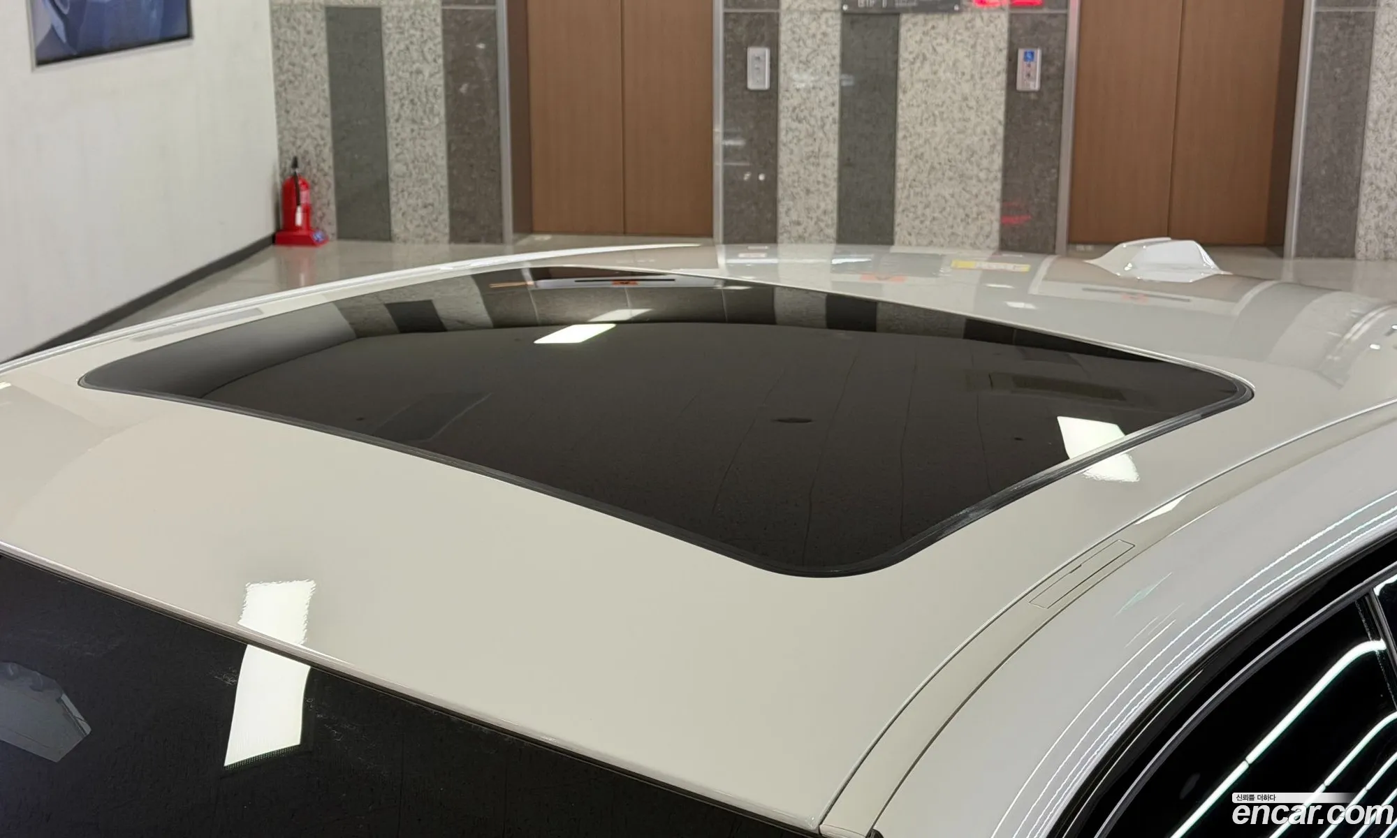 BMW i4 2023 — 9