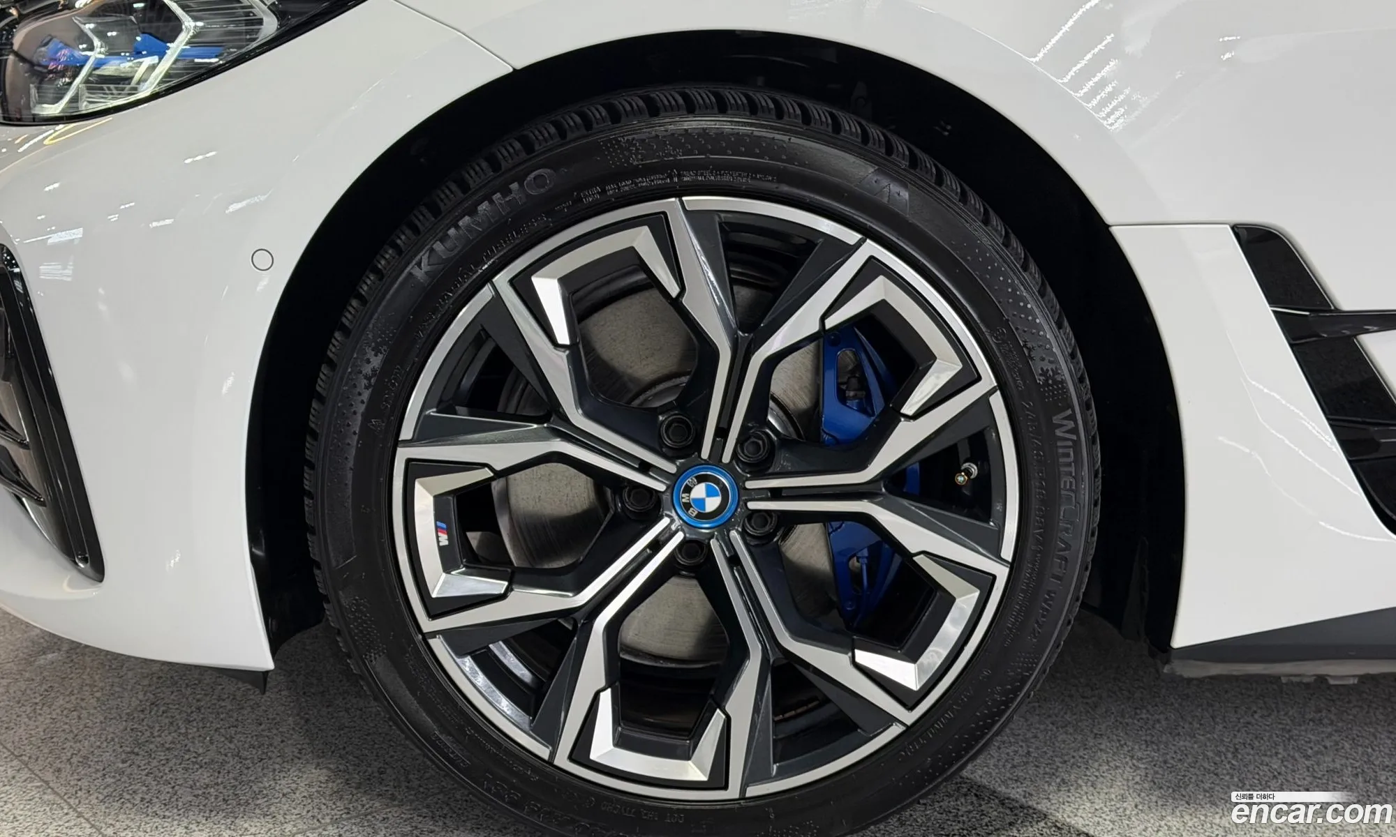 BMW i4 2023 — 6