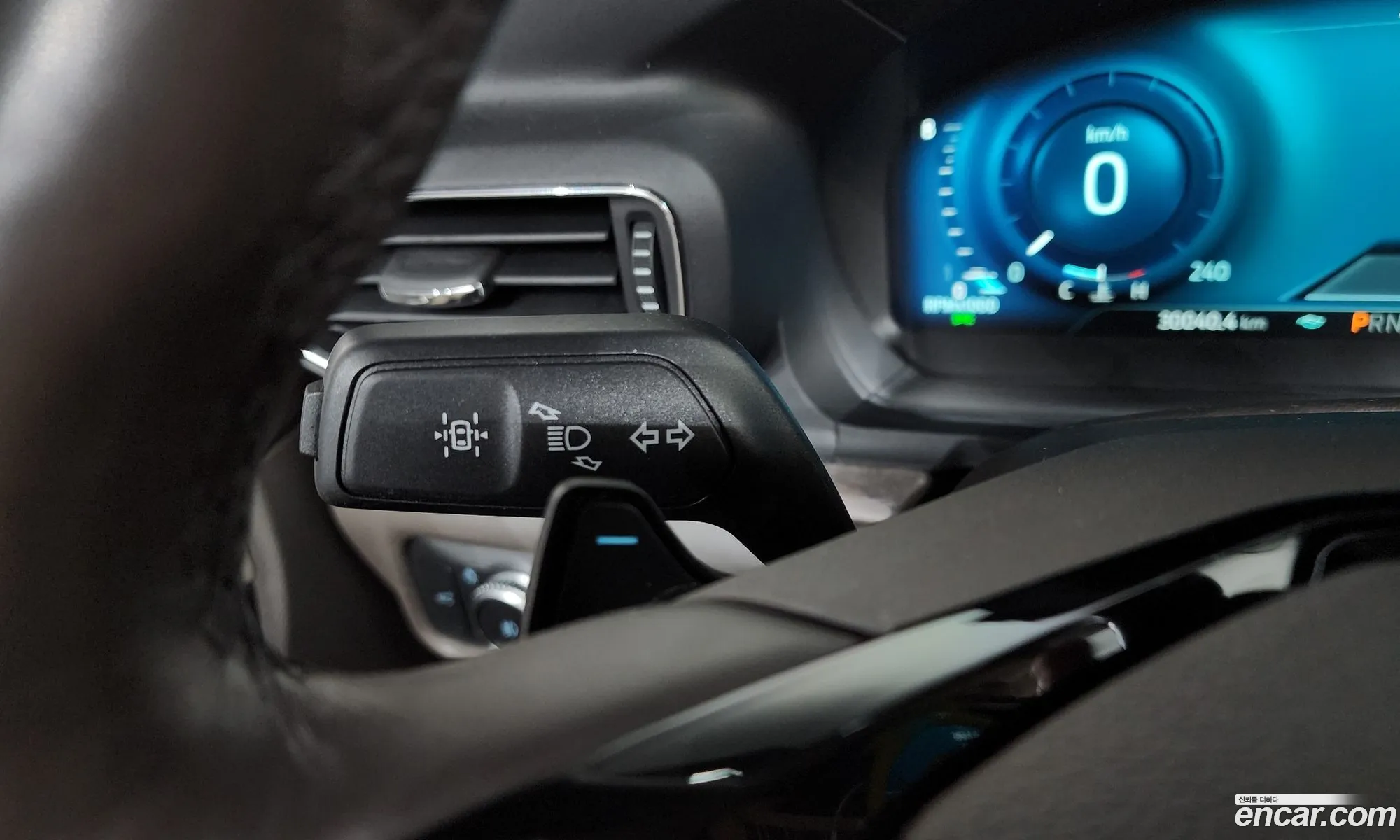 Ford Explorer 6th Gen 2021 1FM5K8HC7MGC01786 — 11