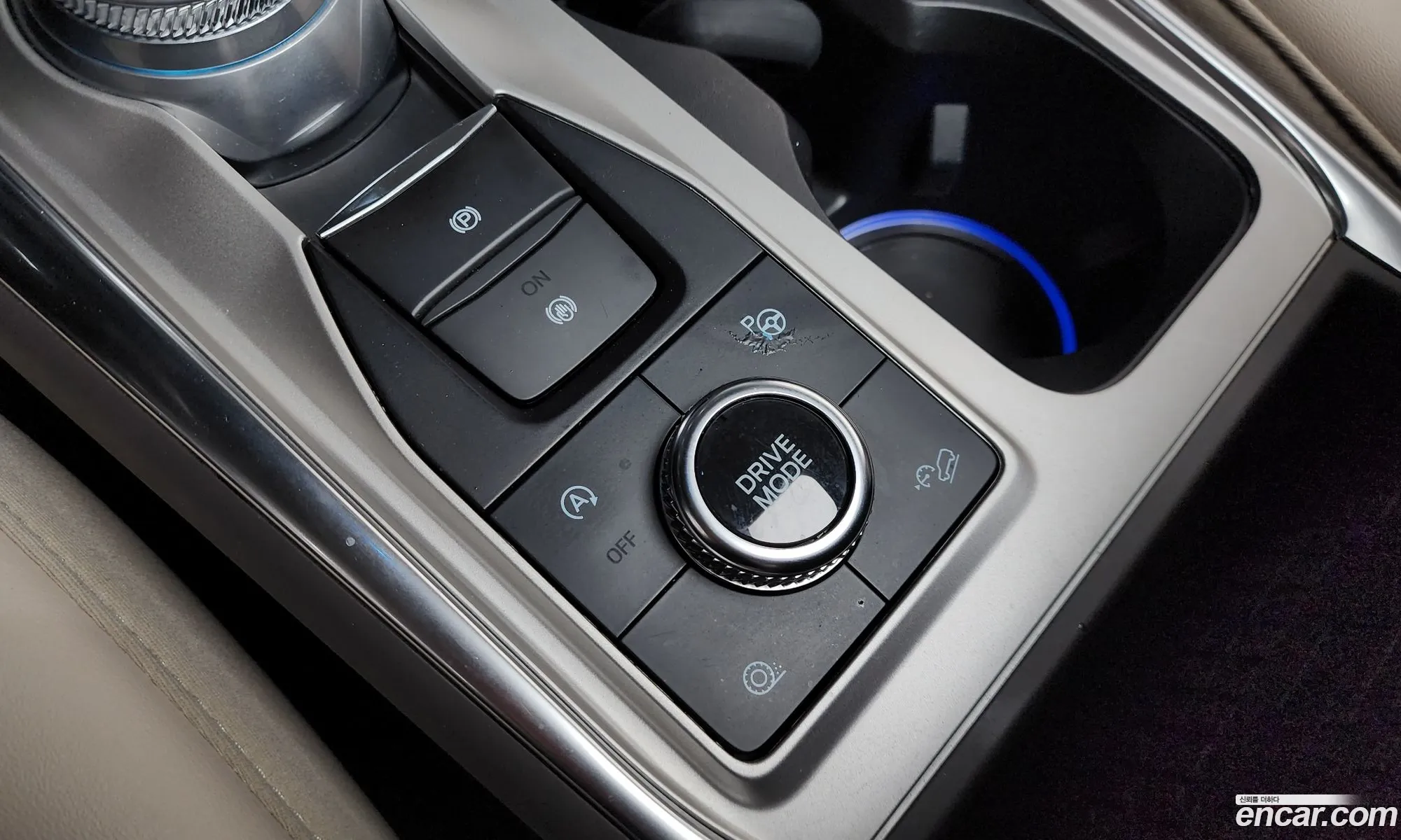 Ford Explorer 6th Gen 2021 1FM5K8HC7MGC01786 — 31