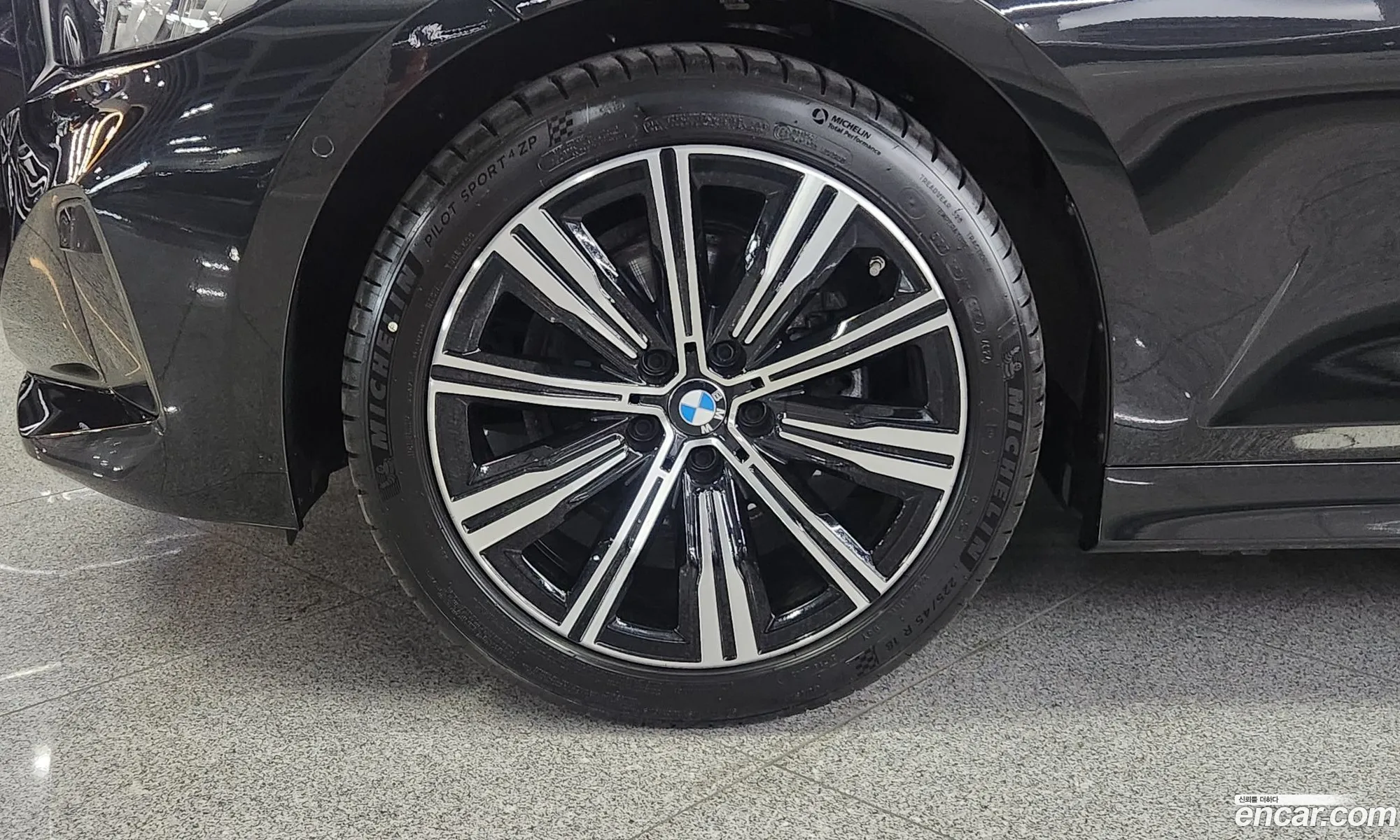 BMW 3 Series 2025 — 5