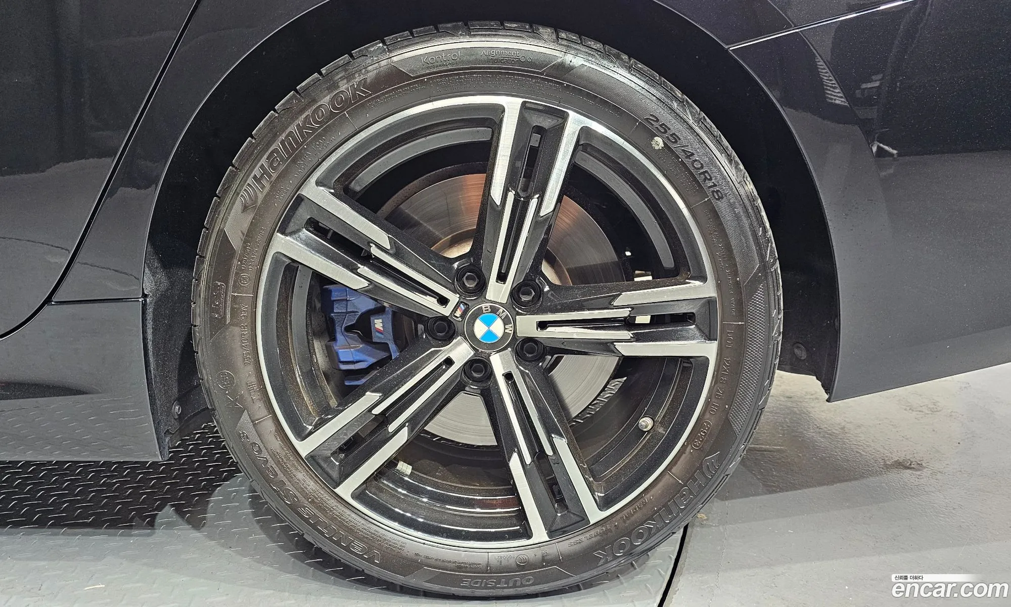 BMW 3 Series 2023 WBA68FS07R8E01871 — 32