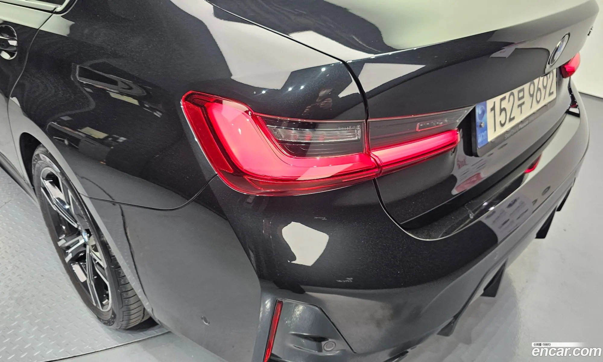 BMW 3 Series 2023 WBA68FS07R8E01871 — 23