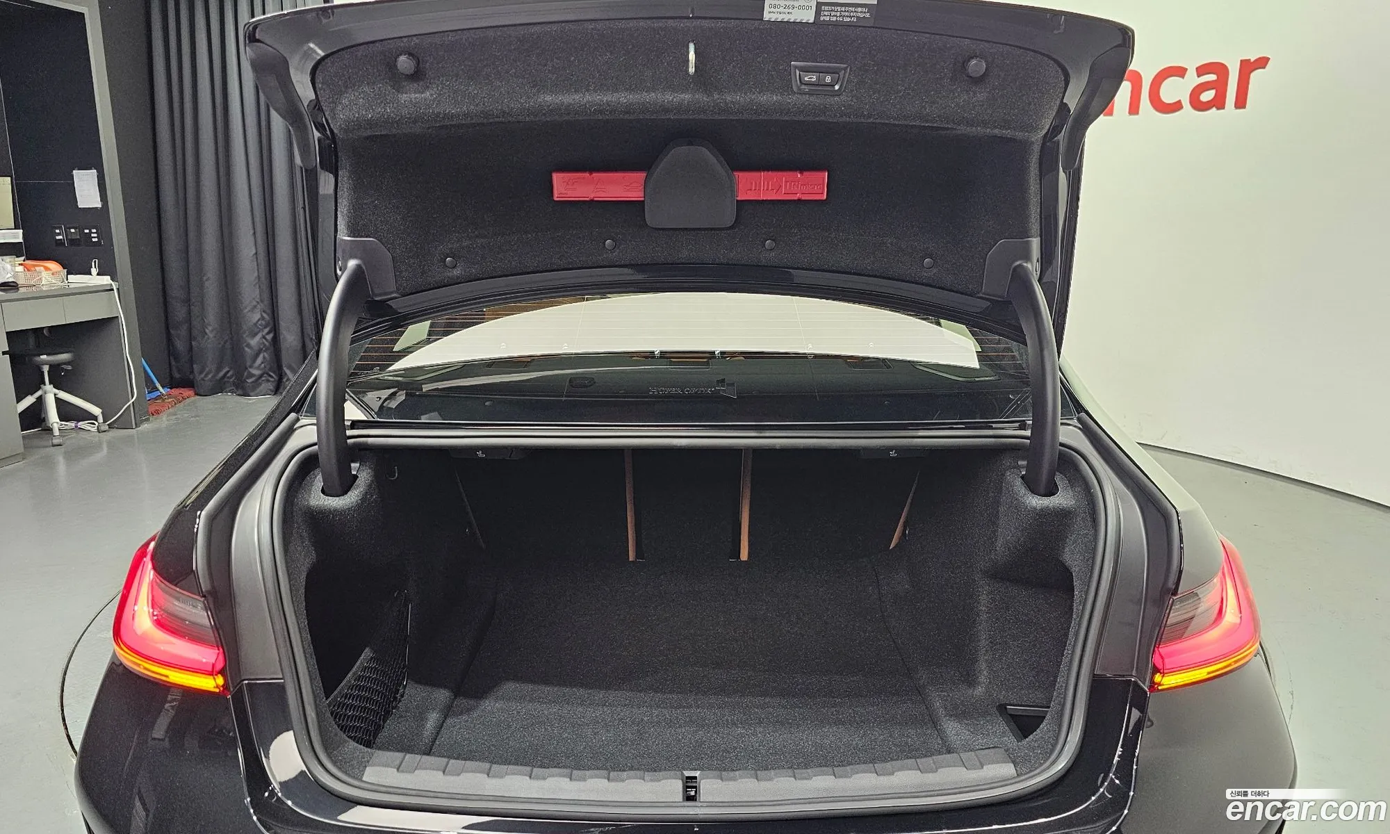 BMW 3 Series 2023 WBA68FS07R8E01871 — 33
