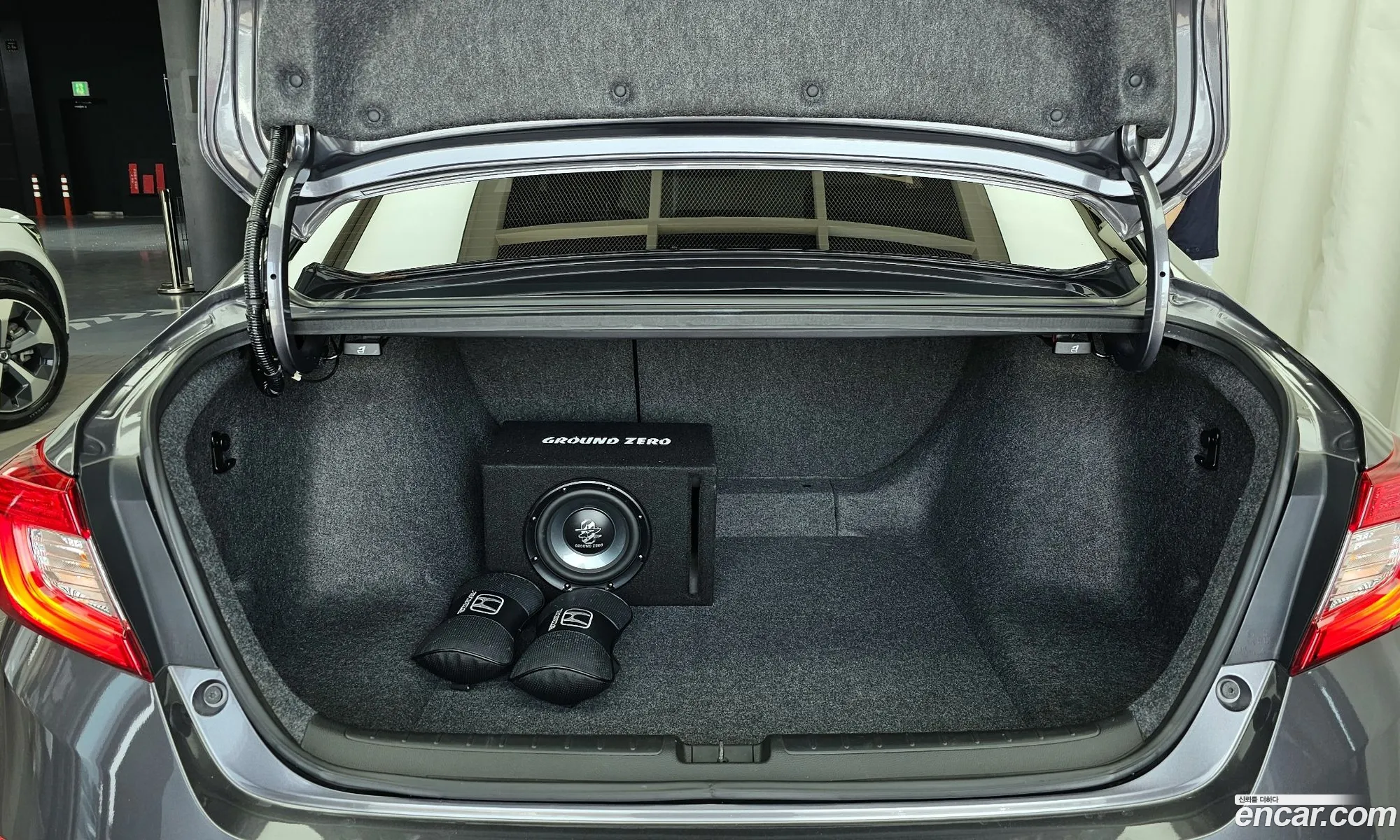 Honda Accord 10th Gen 2018 — 21