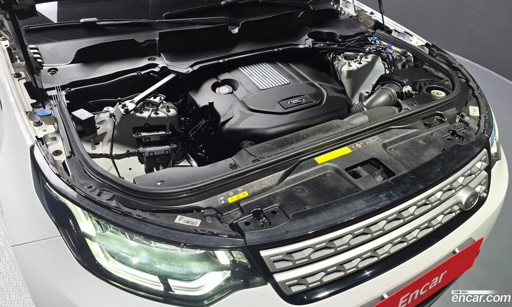 Land Rover Discovery 5 2017 SALRA2BK2HA046037 — 25