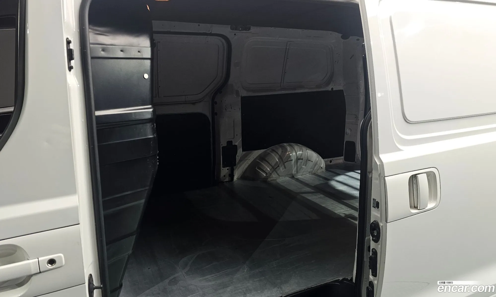 Hyundai Grand Starex 2018 — 15