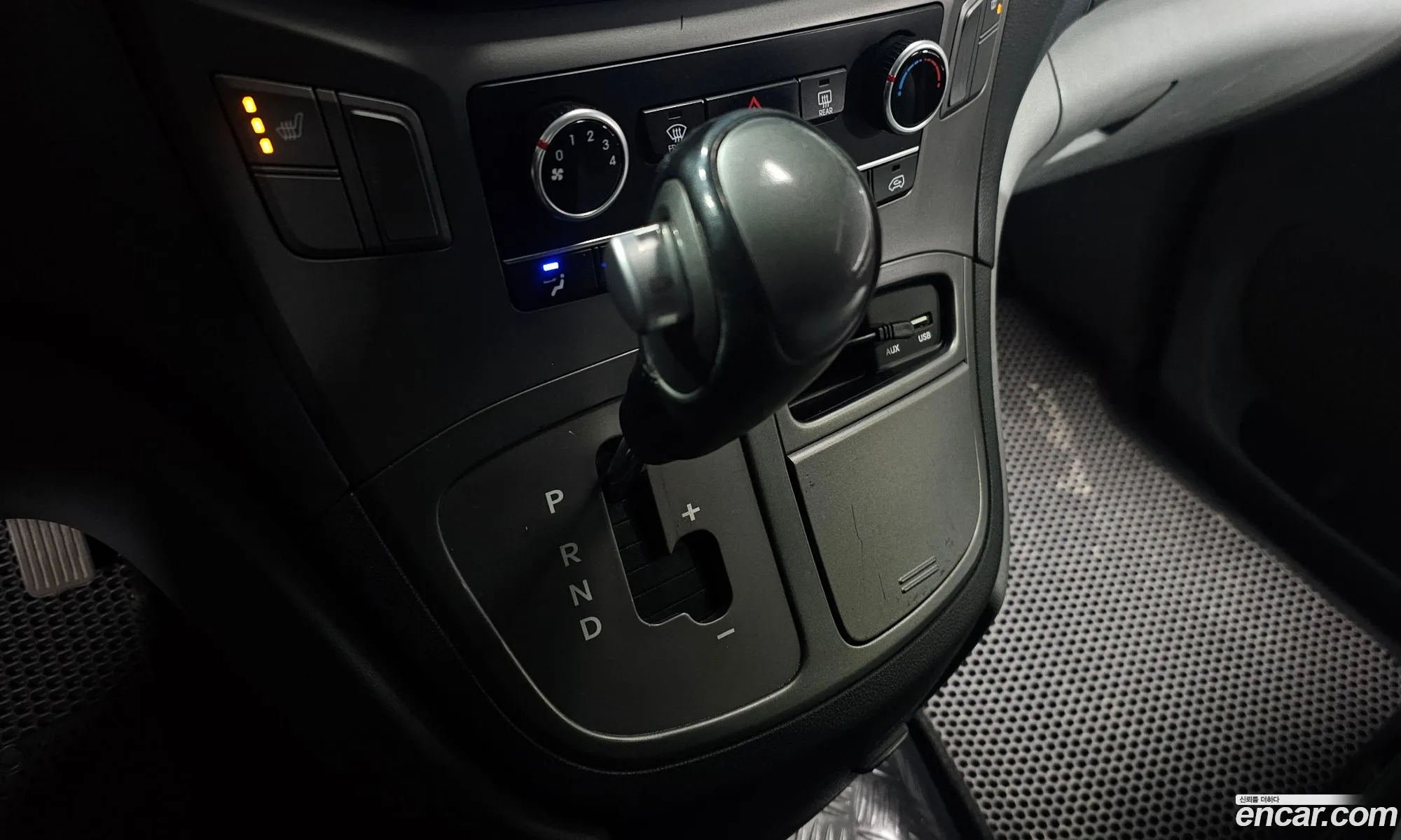 Hyundai Grand Starex 2018 — 9