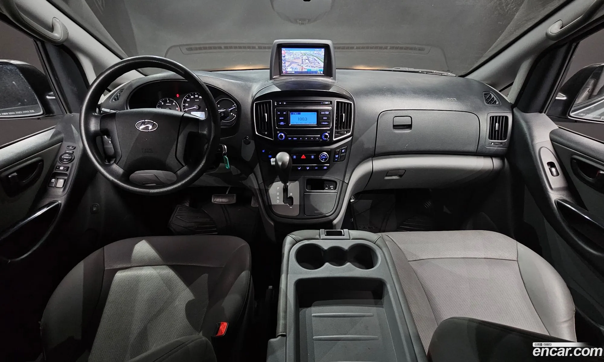 Hyundai Grand Starex 2019 — 13