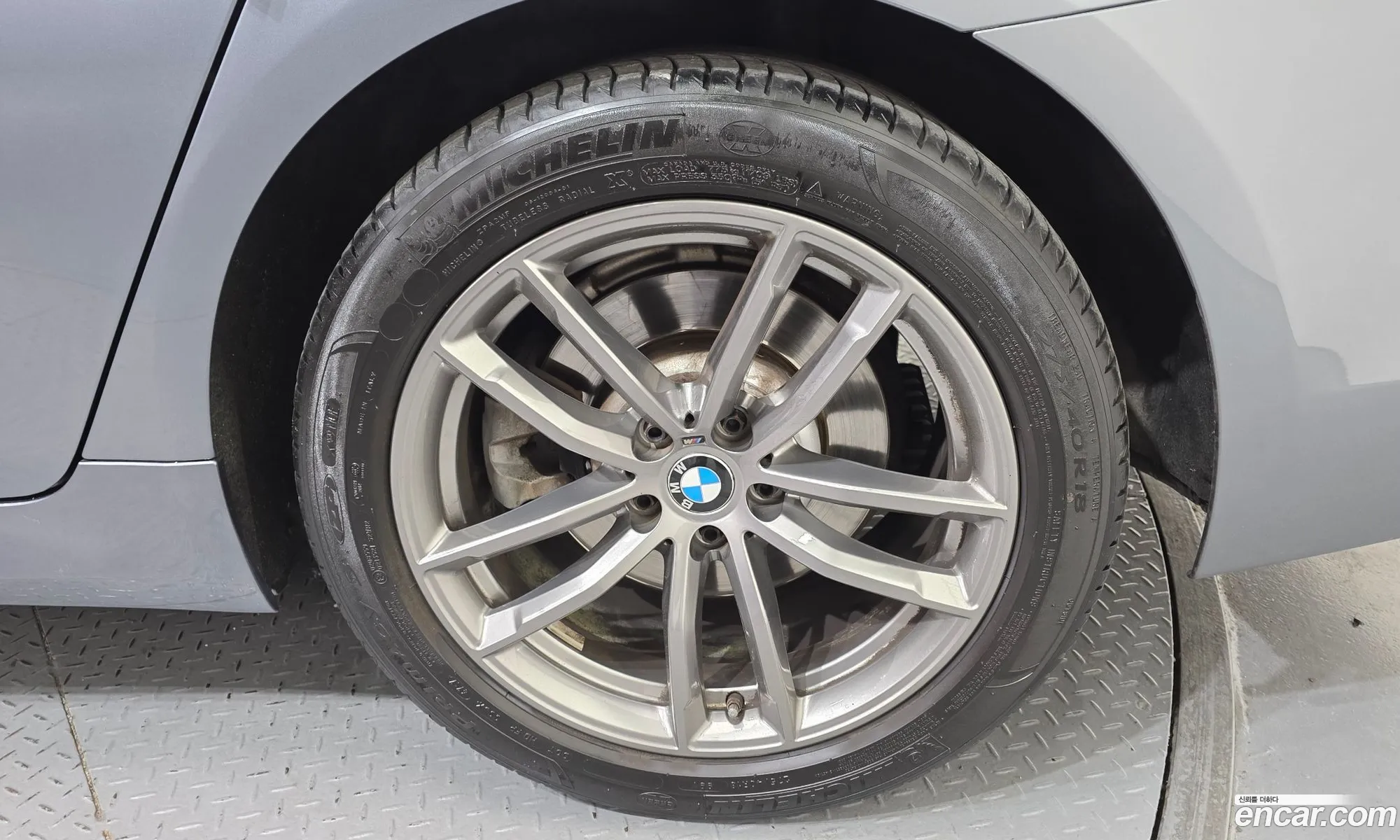 BMW 5 Series 2018 — 30