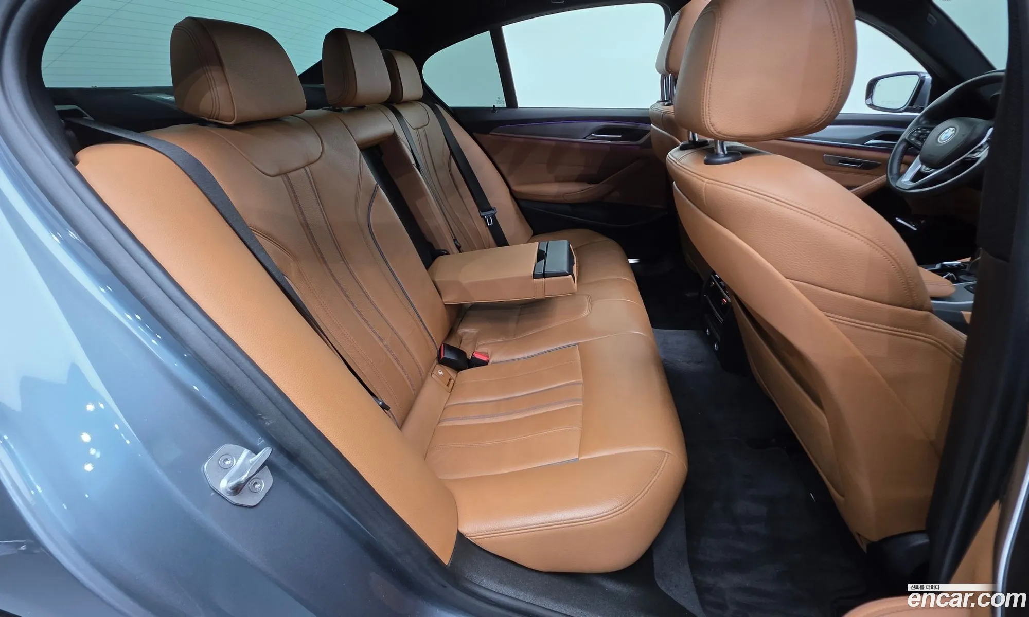 BMW 5 Series 2018 — 26