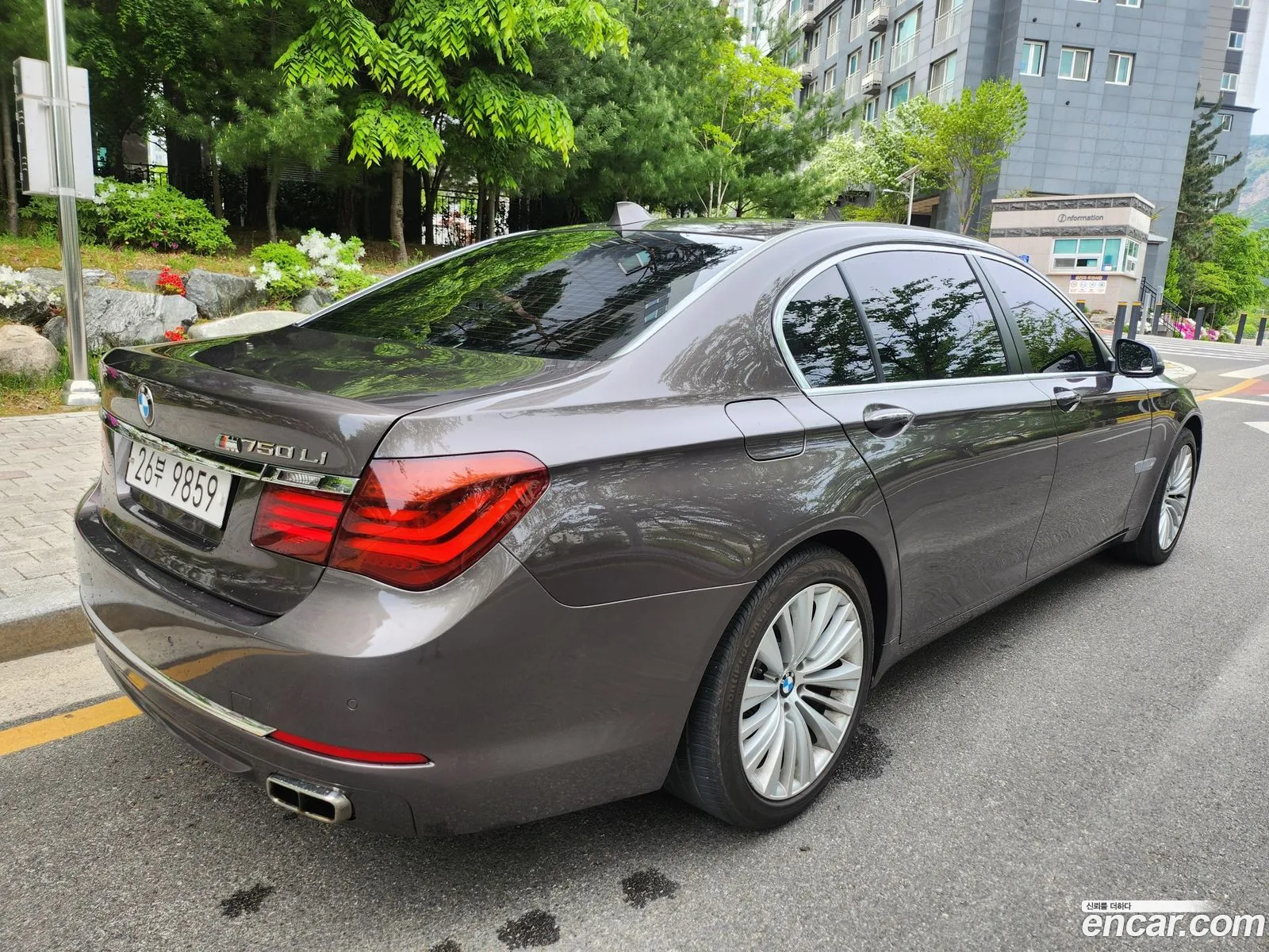 BMW 7 Series 2014 — 11