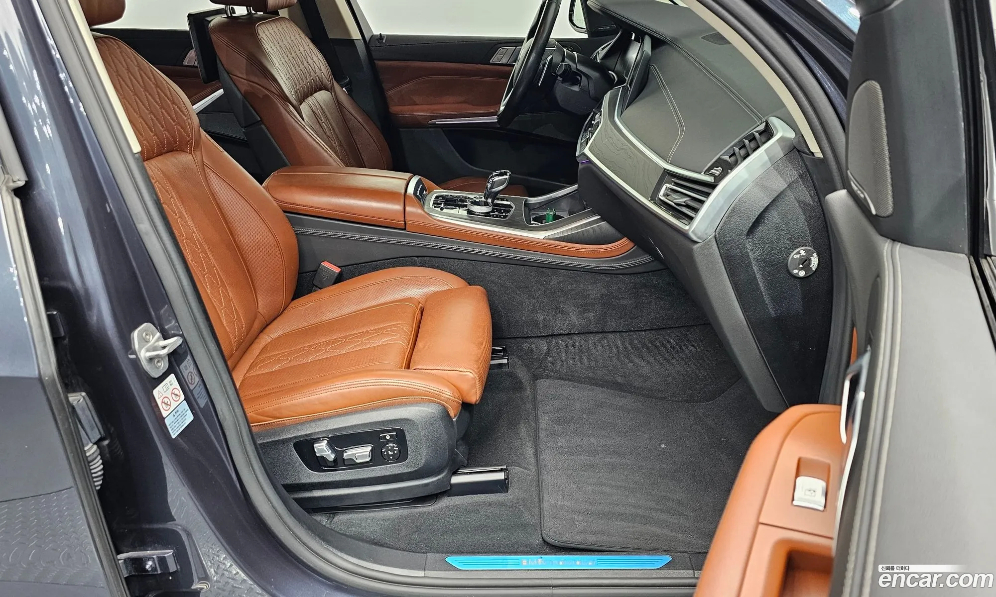 BMW X7 2020 WBACW8109L9D56326 — 16