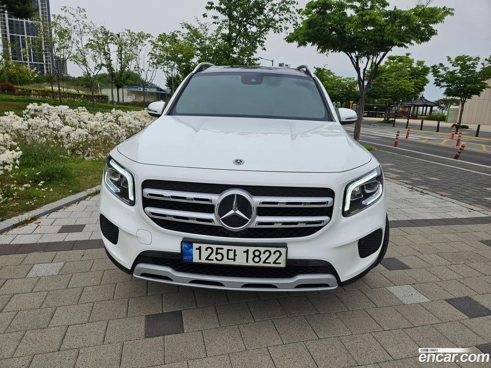 Mercedes-Benz GLB-Class X247 2021 — 11