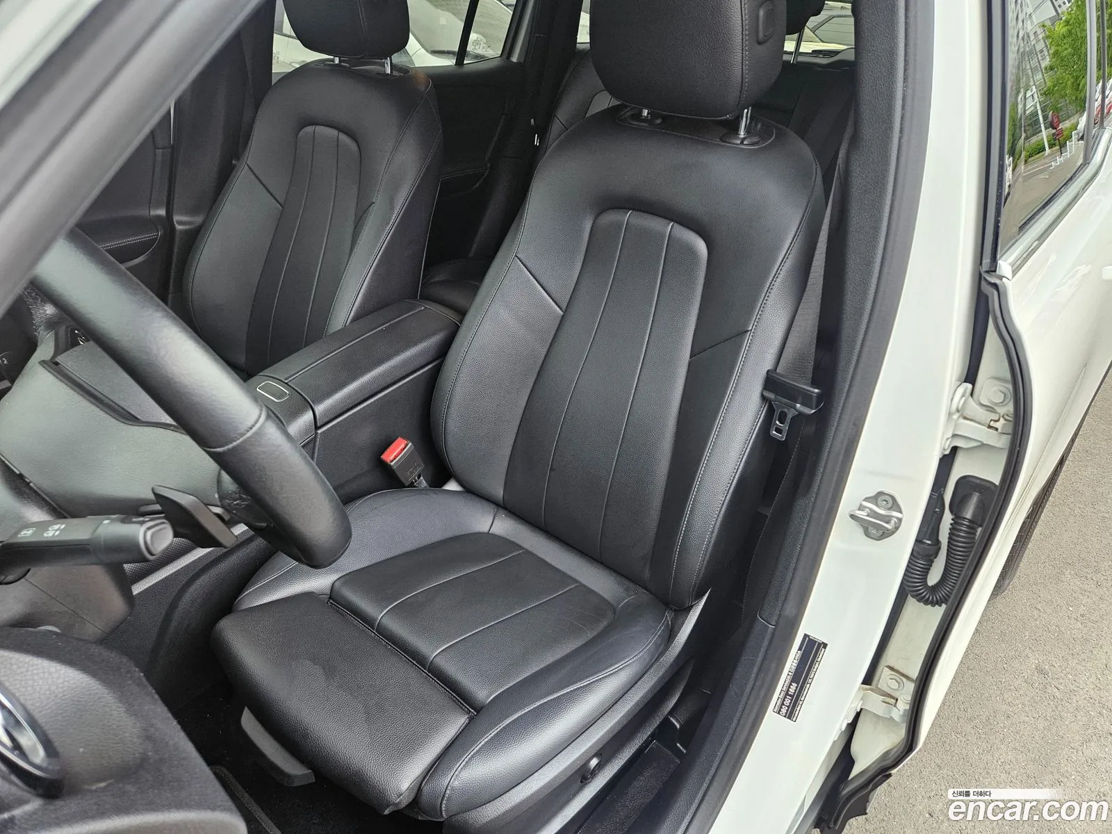 Mercedes-Benz GLB-Class X247 2021 — 12