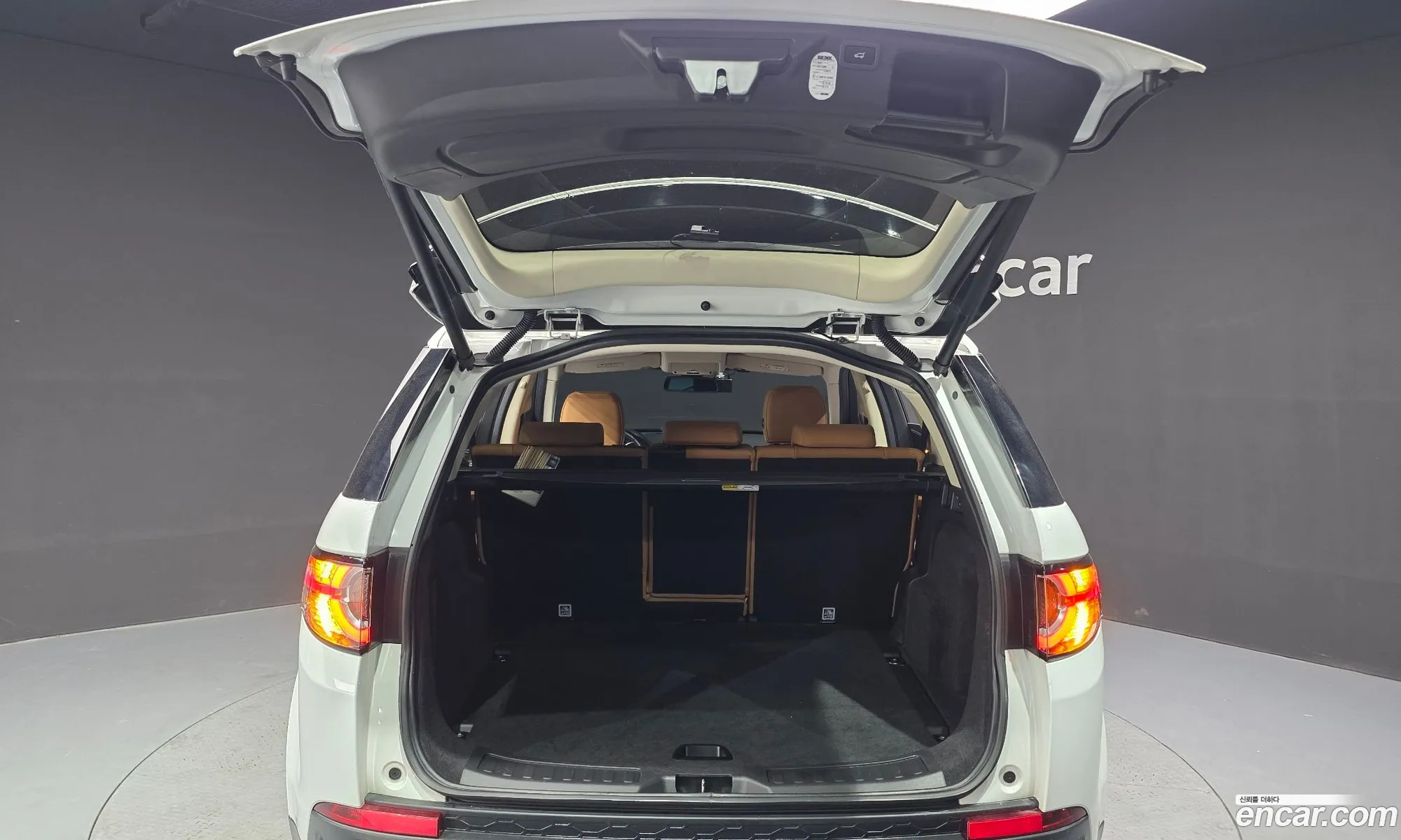 Land Rover Discovery Sport 2017 — 2