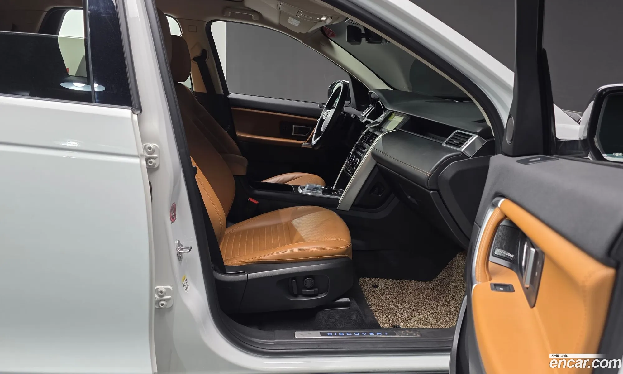Land Rover Discovery Sport 2017 — 29