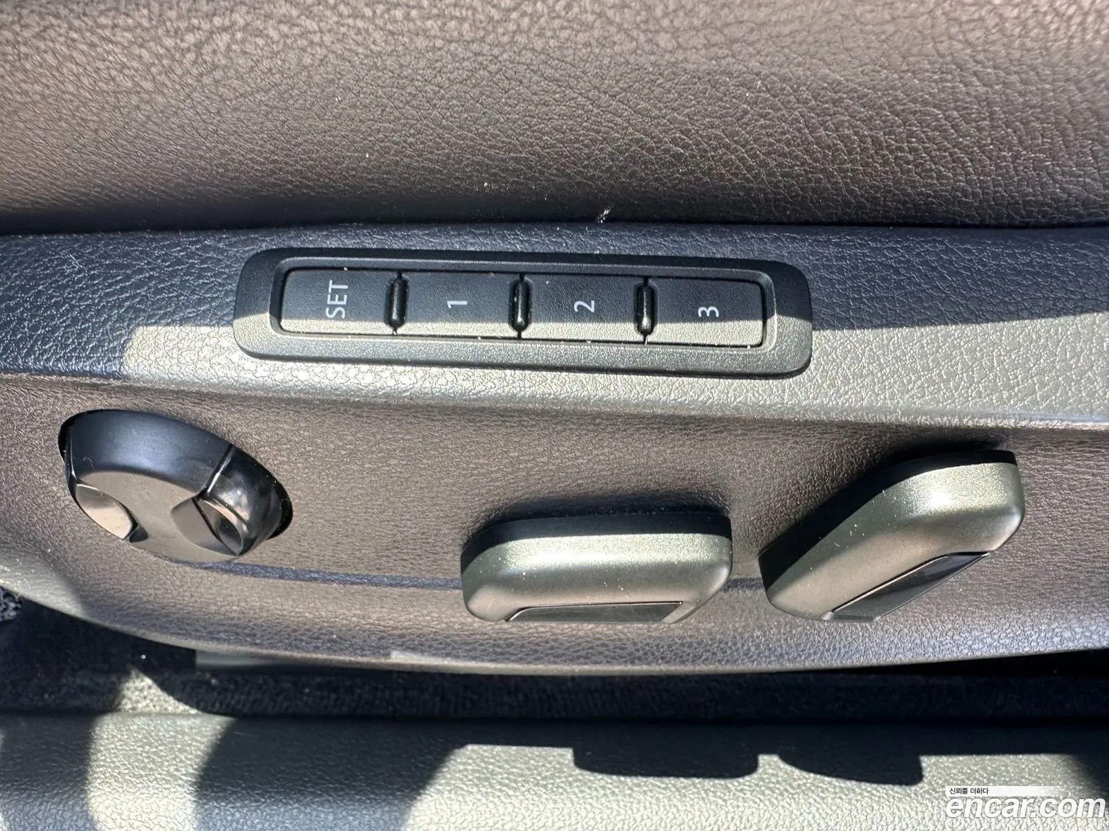 Volkswagen Passat 2012 — 16